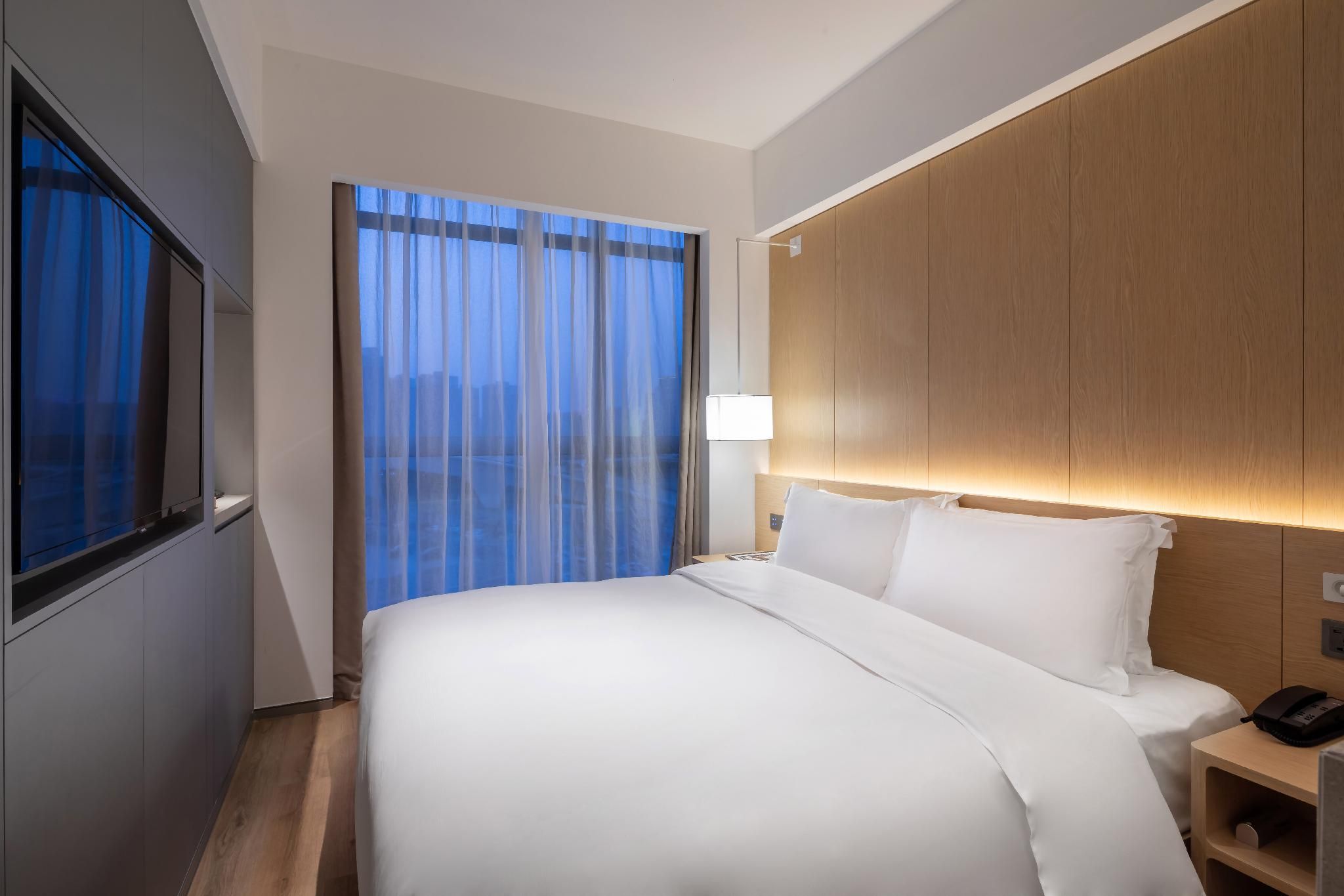Rezen - M 1 Bed Room