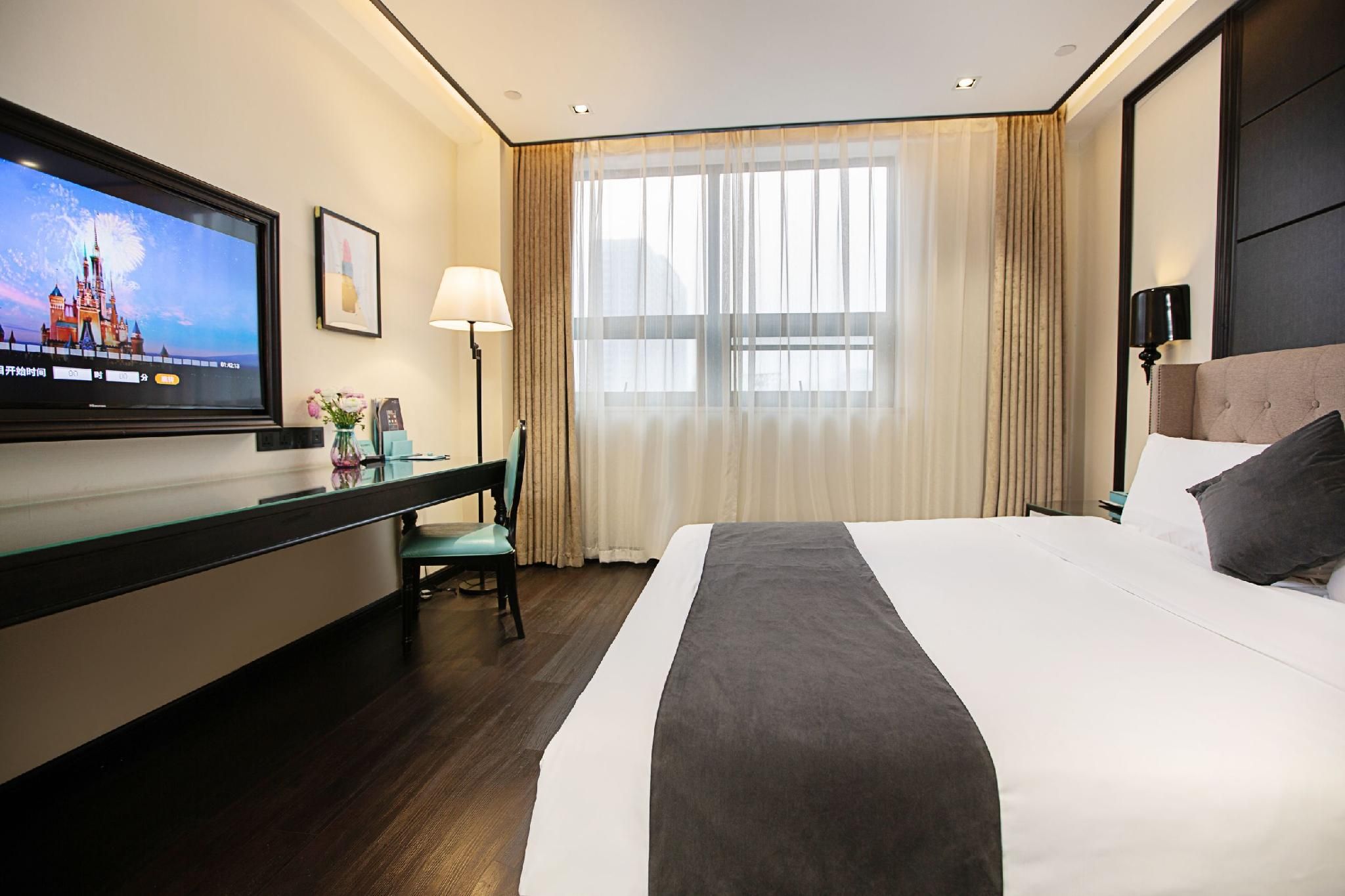 Xana - Bed Room