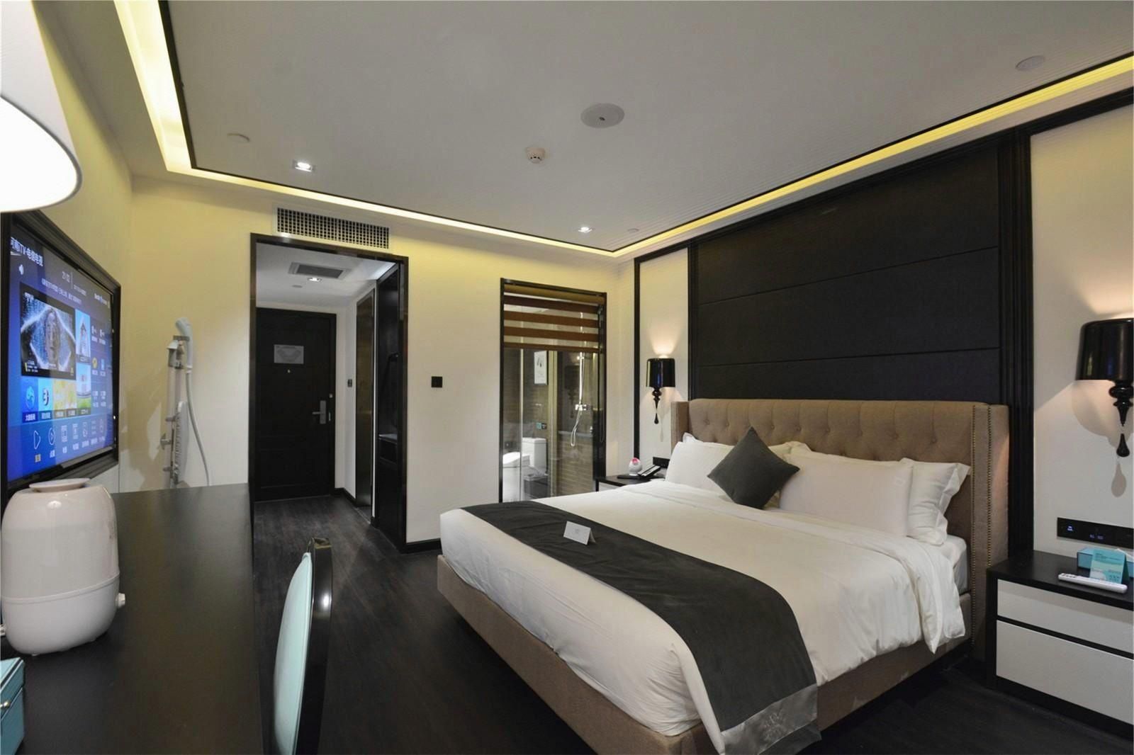 Xana - Deluxe Bed Room