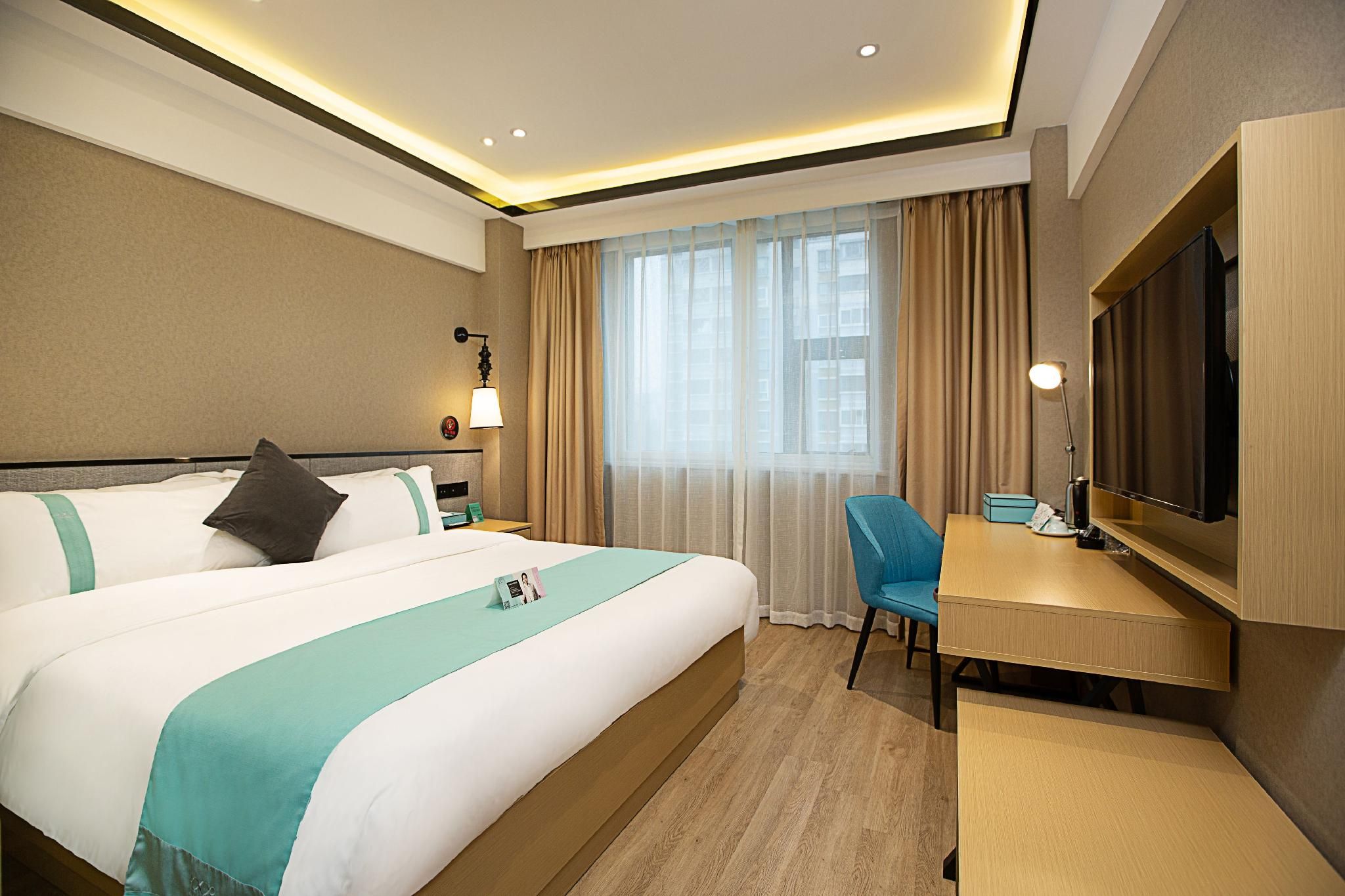 Xana - Deluxe Bed Room
