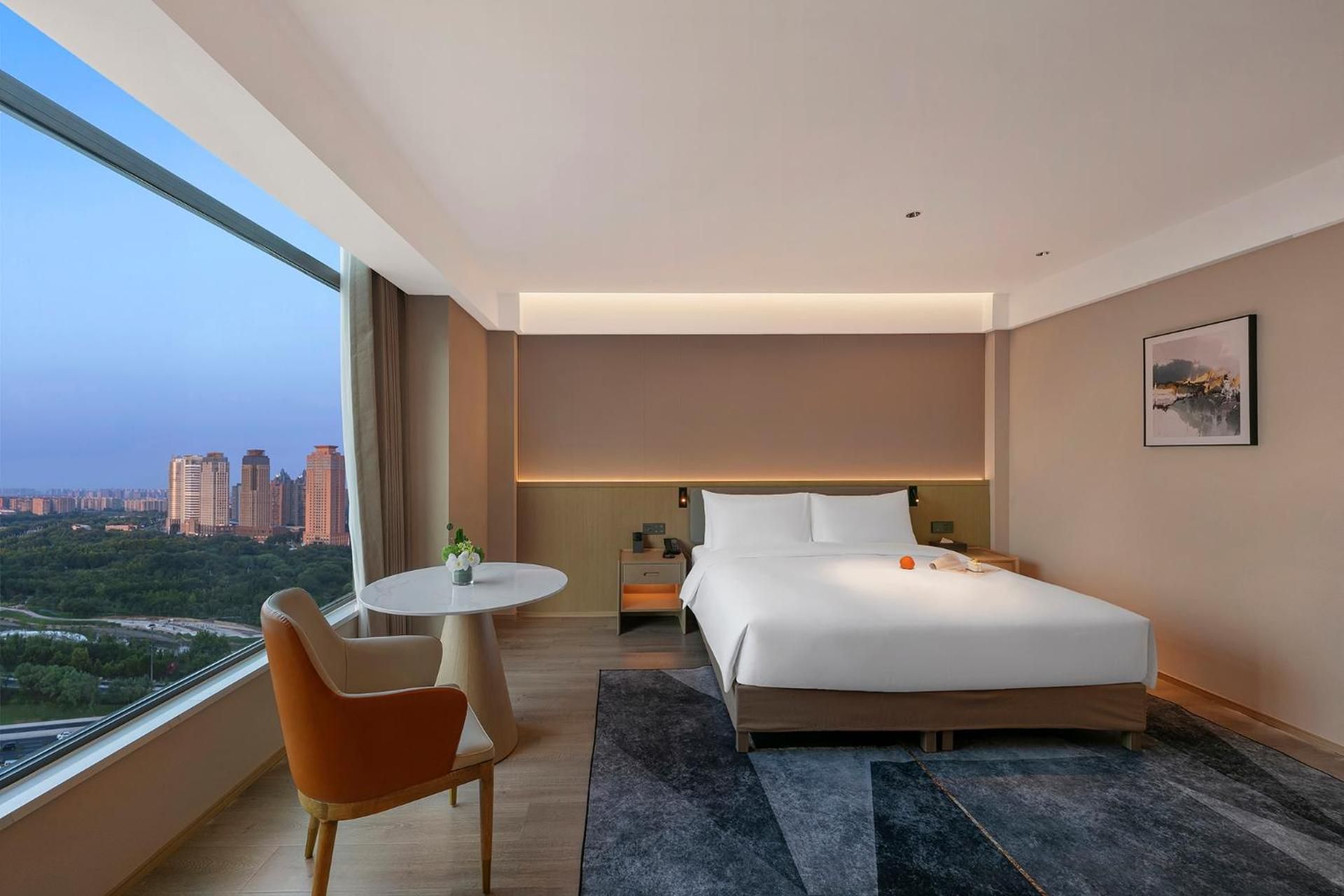 Deluxe Queen Room