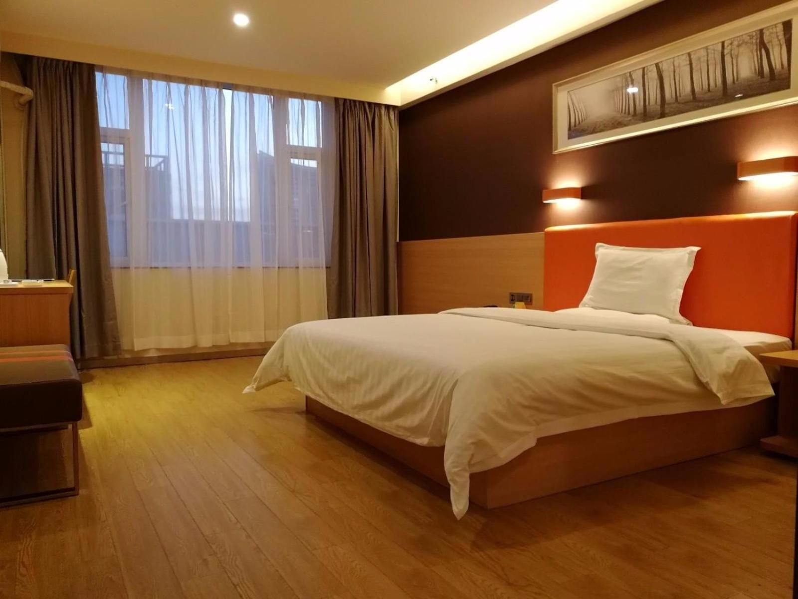 Mainland Chinese Citizens - Deluxe King Bedroom 441