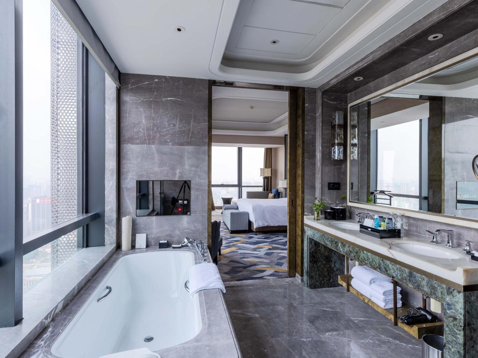 Suite with City View