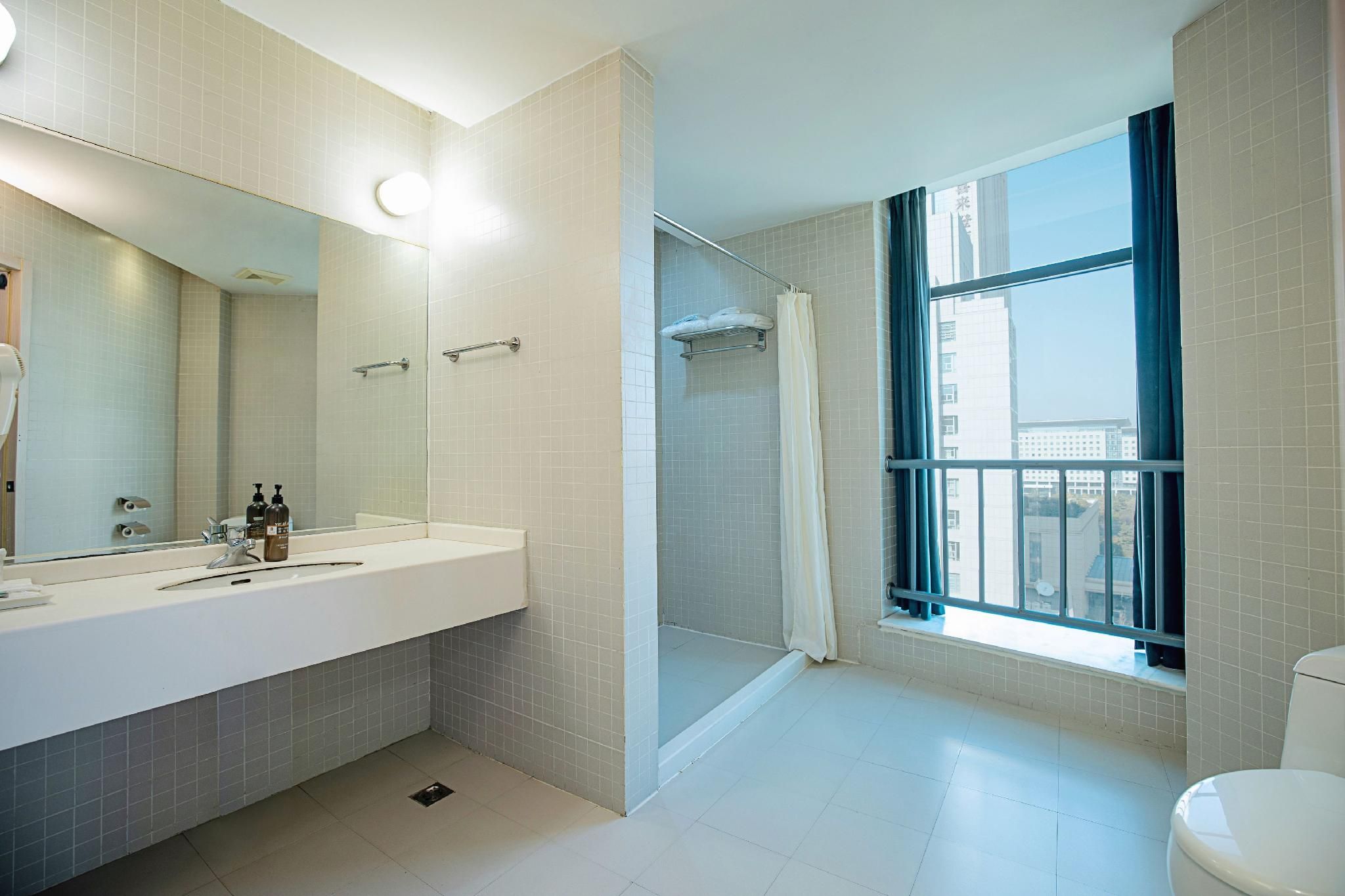 Standard Suite A