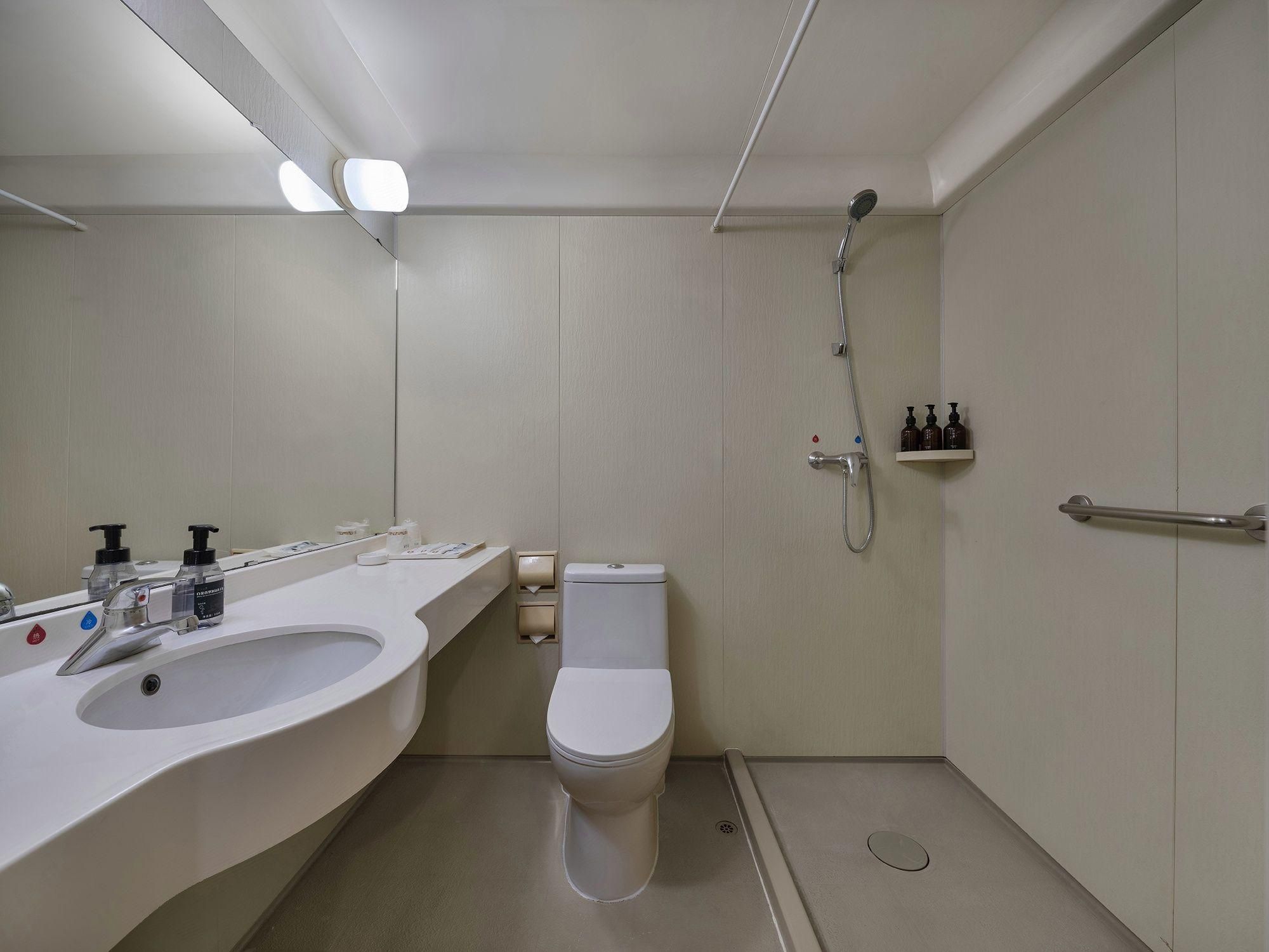 Business Suite A
