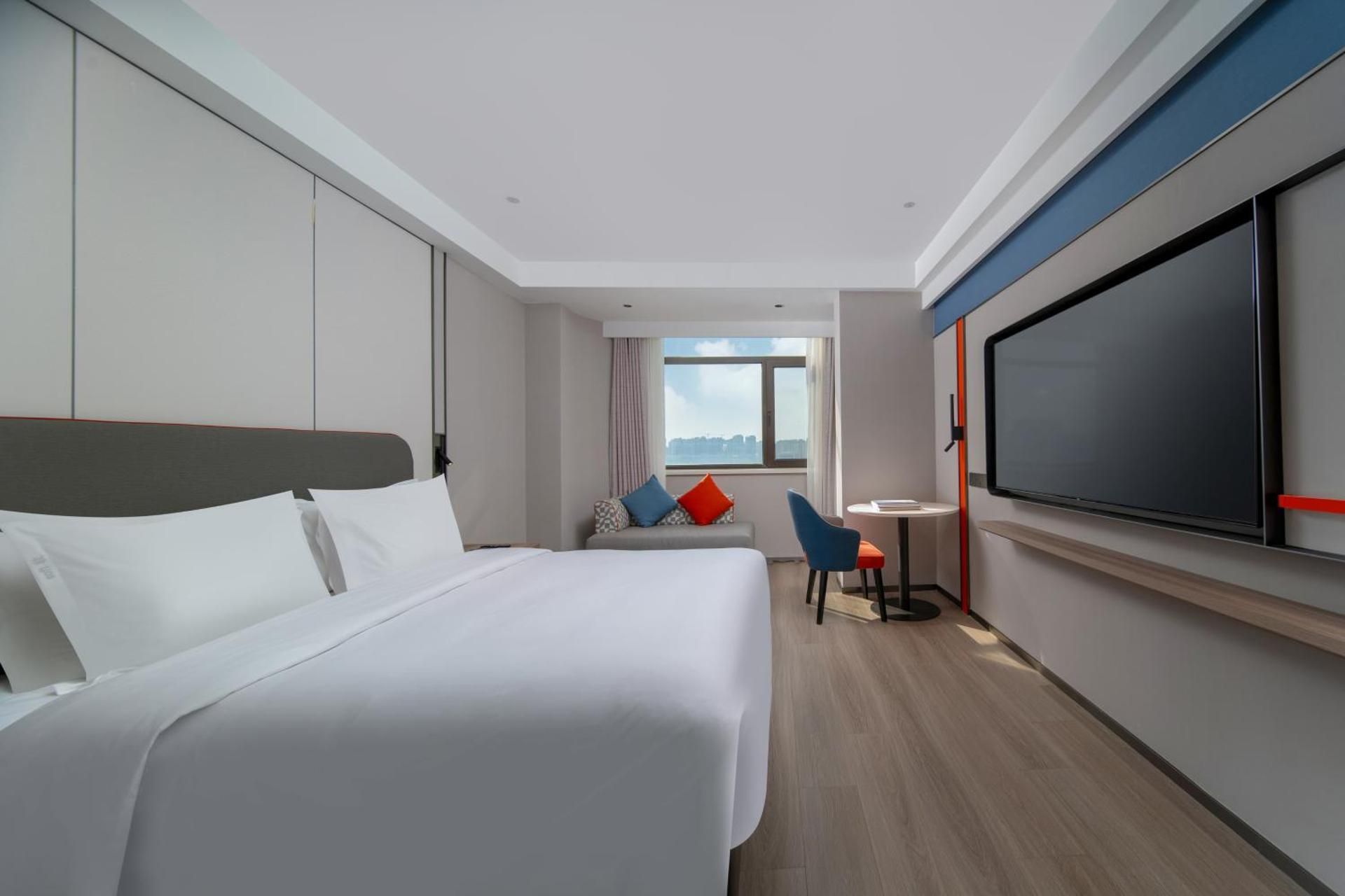 Standard King Room - High Floor