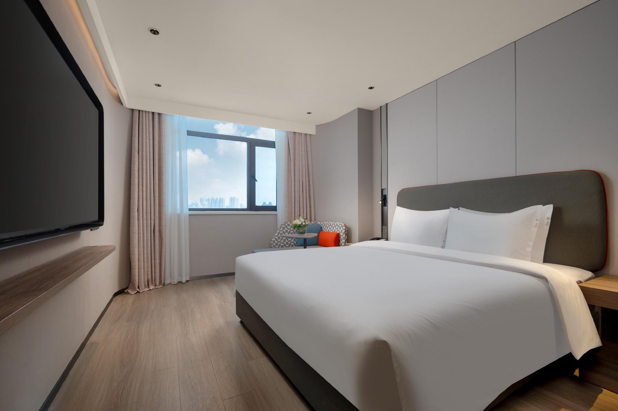1 Bedroom Suite