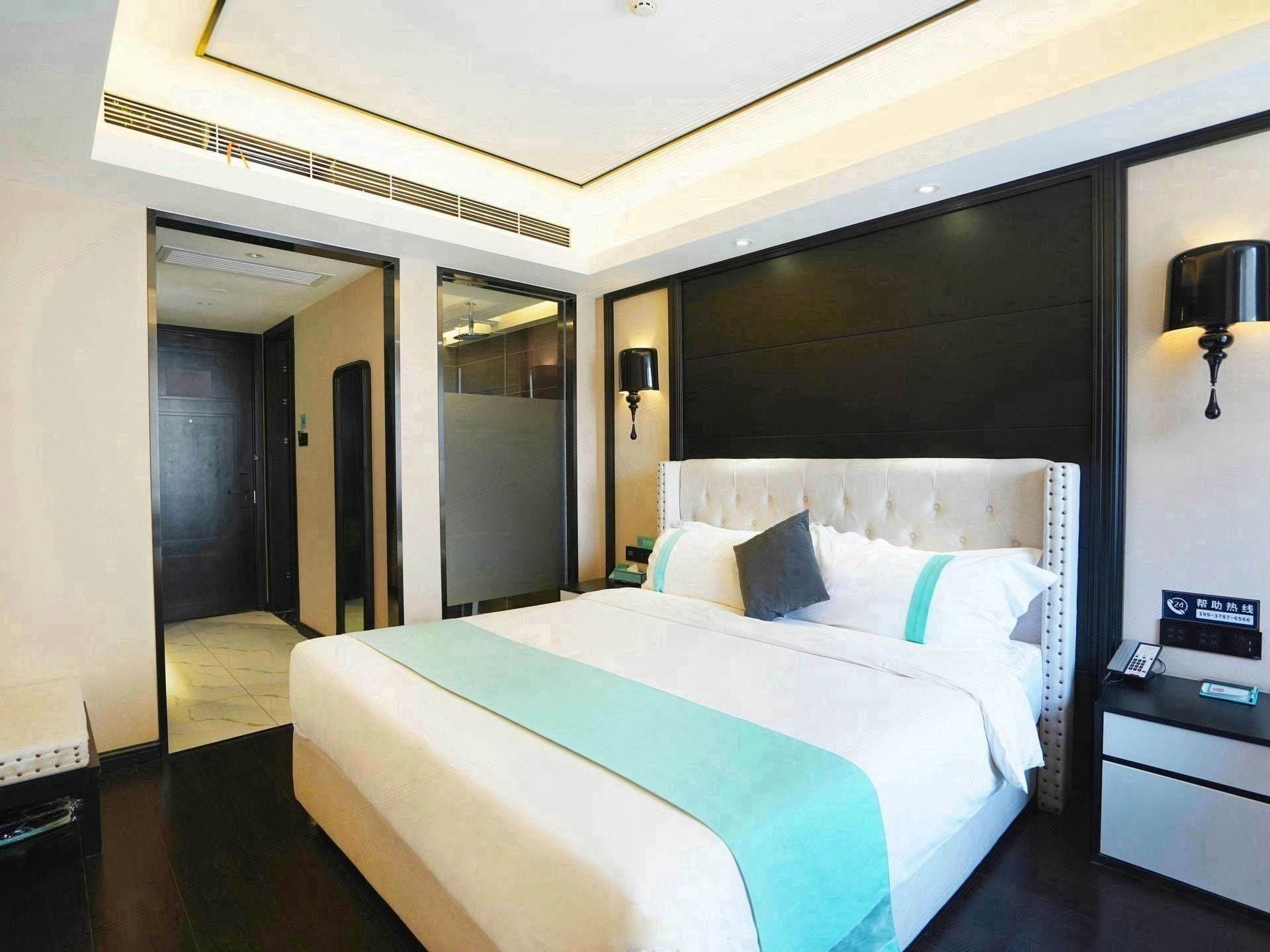 Xana - Superior Bed Room