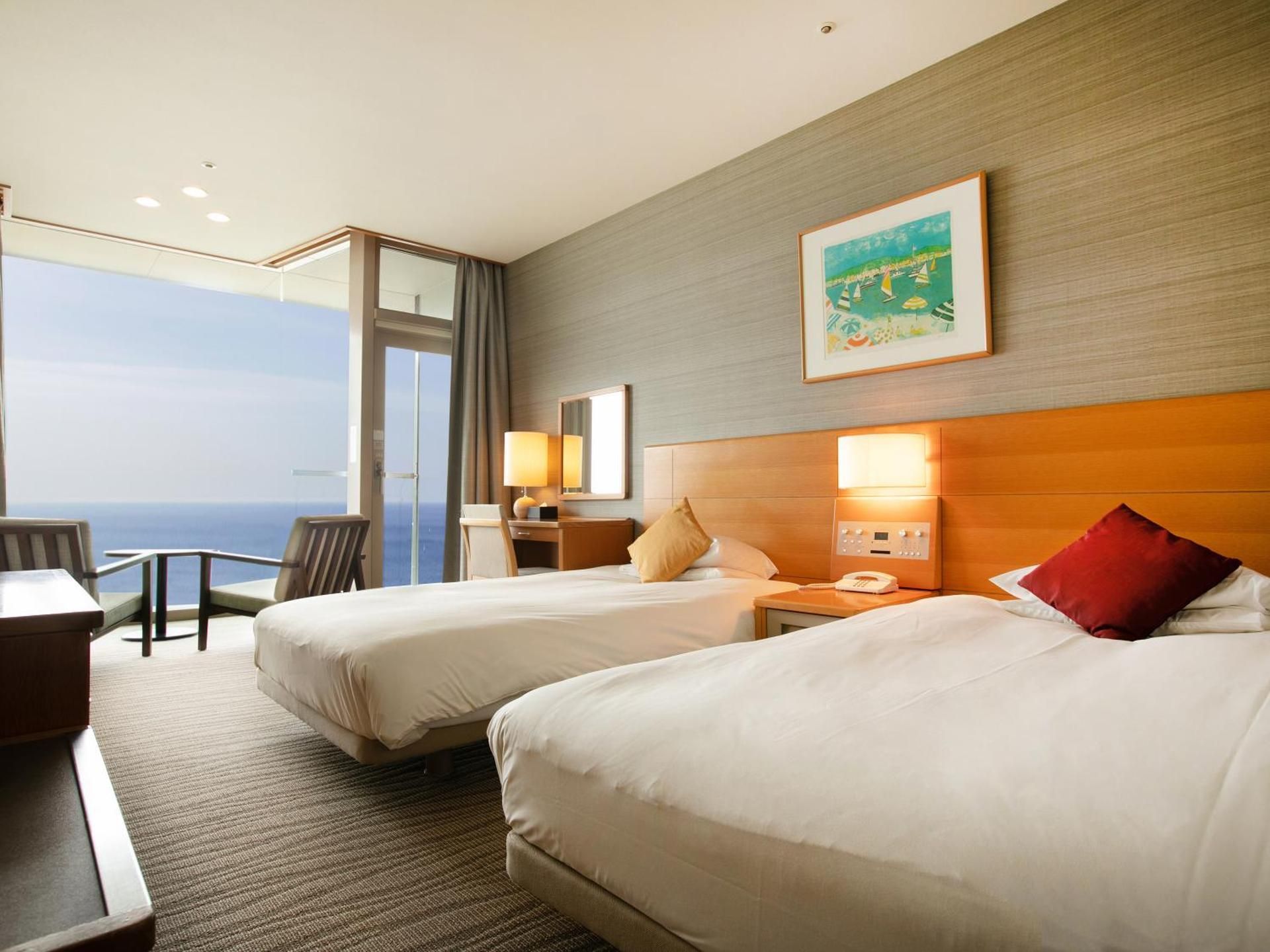 Twin Room B with Sagami Bay View -16:00 Check in -10:00 am Check out - Non-Smoking