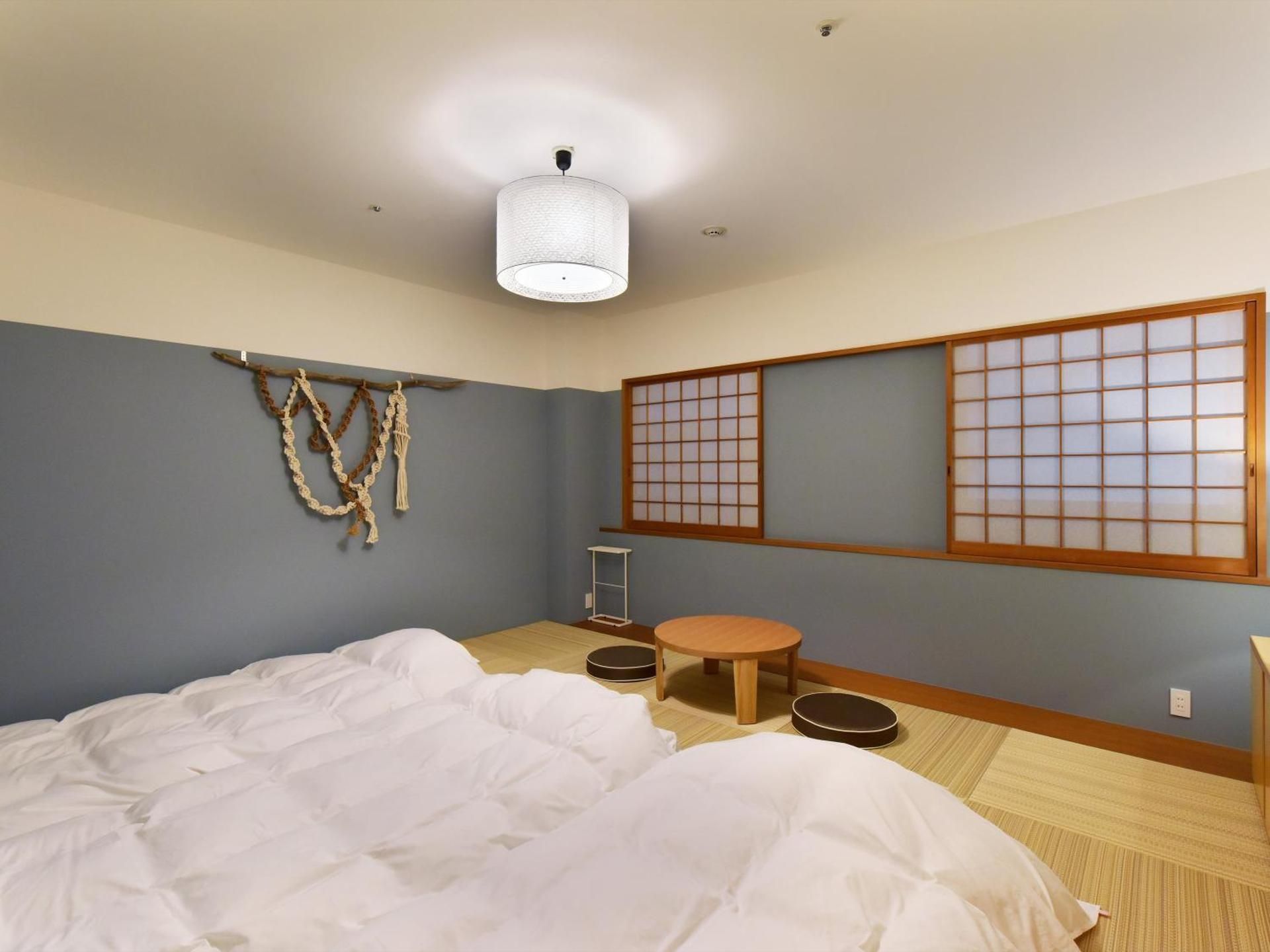 Japanese-Style Room with Sea View and Shared Bathroom
