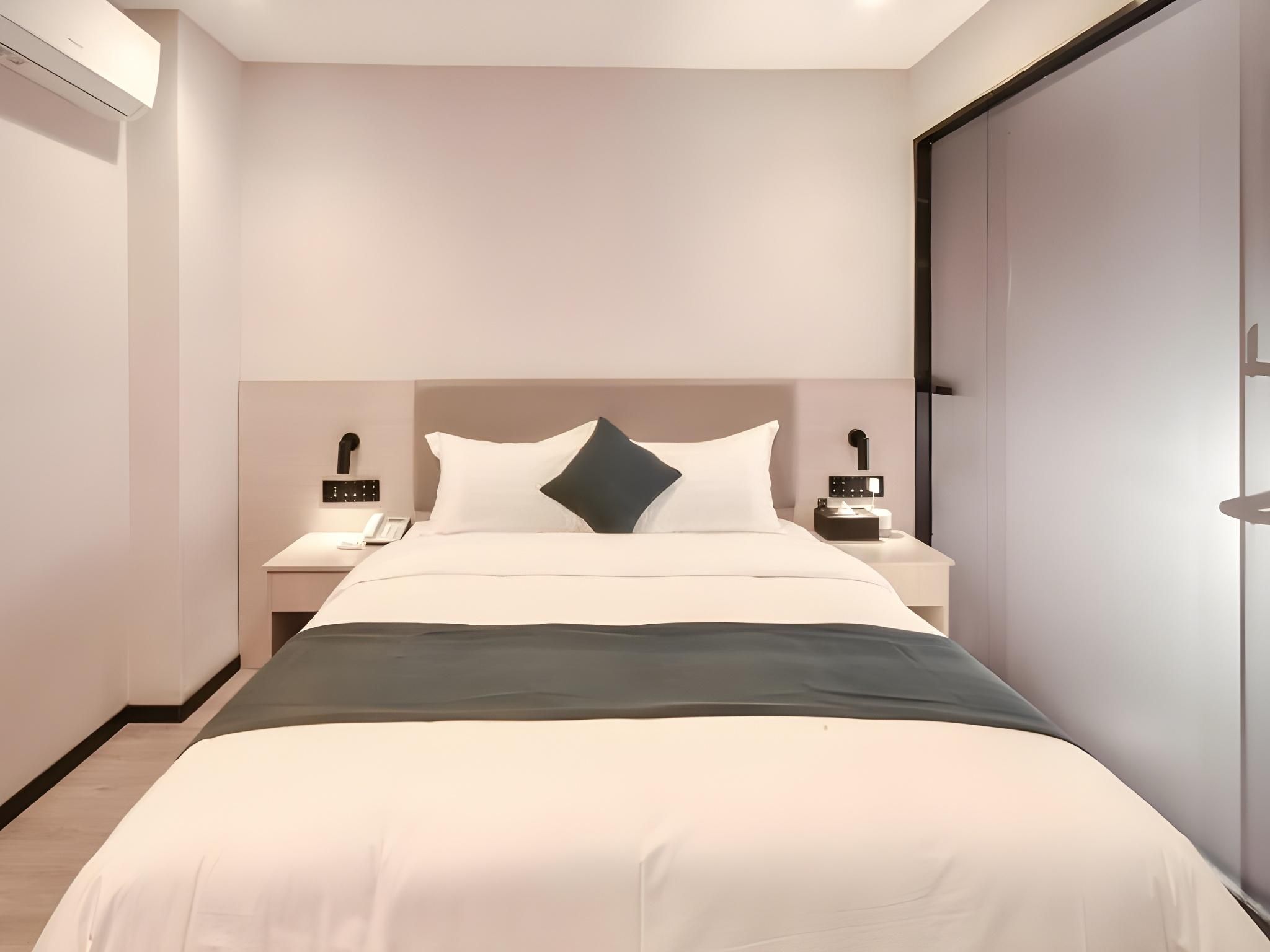 GTI - Fashion Superior 1 Bed Room