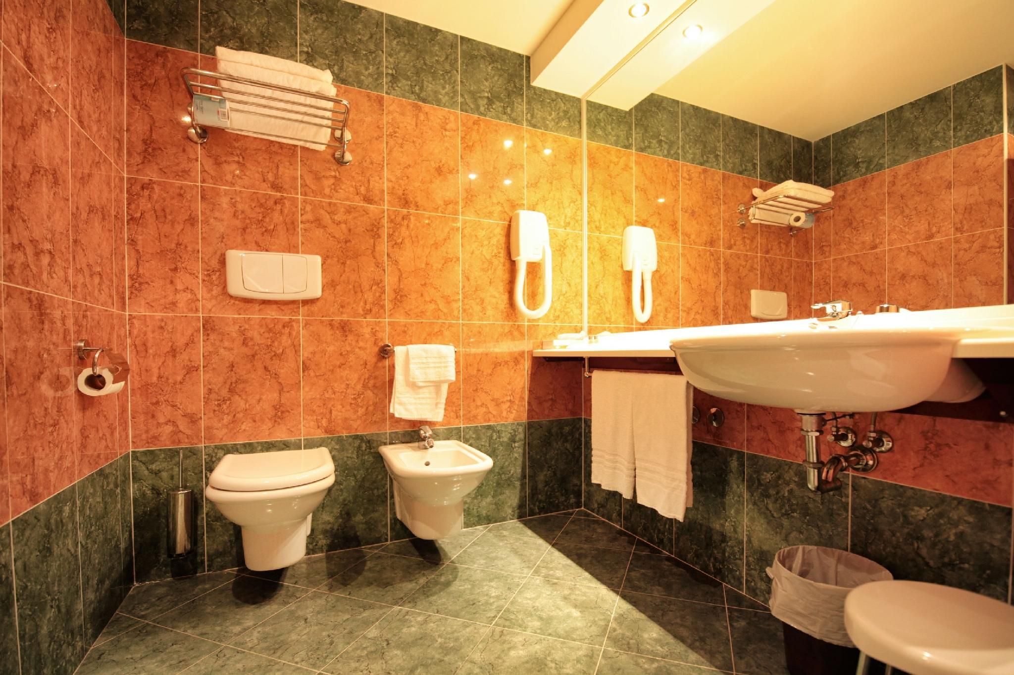 Suite Room