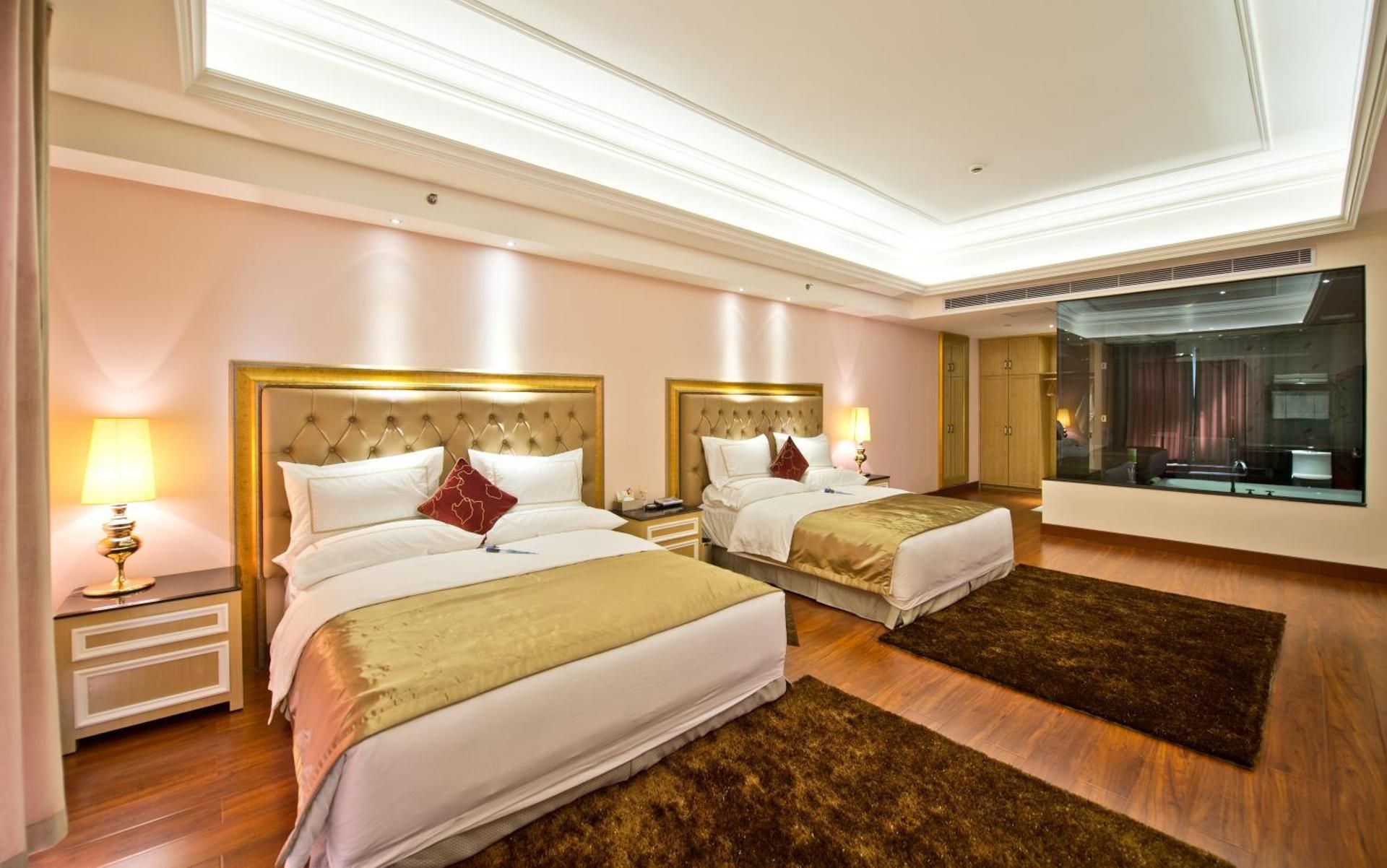 Executive Suite