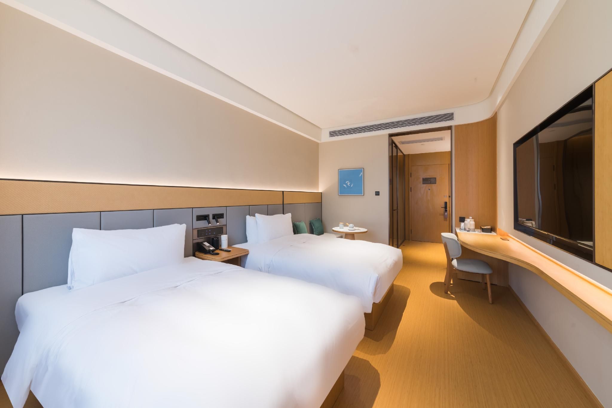 Twin Business Room