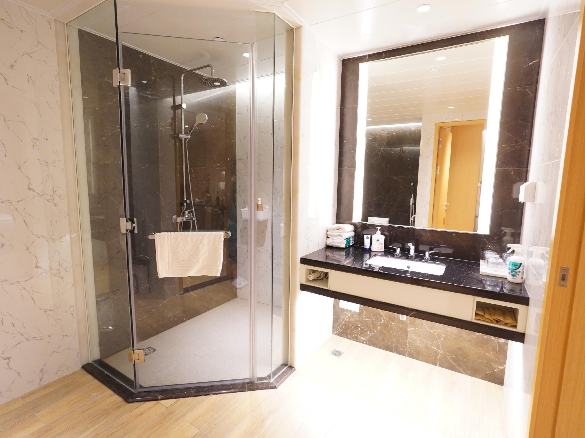 2-Bedroom VIP Grand Suite