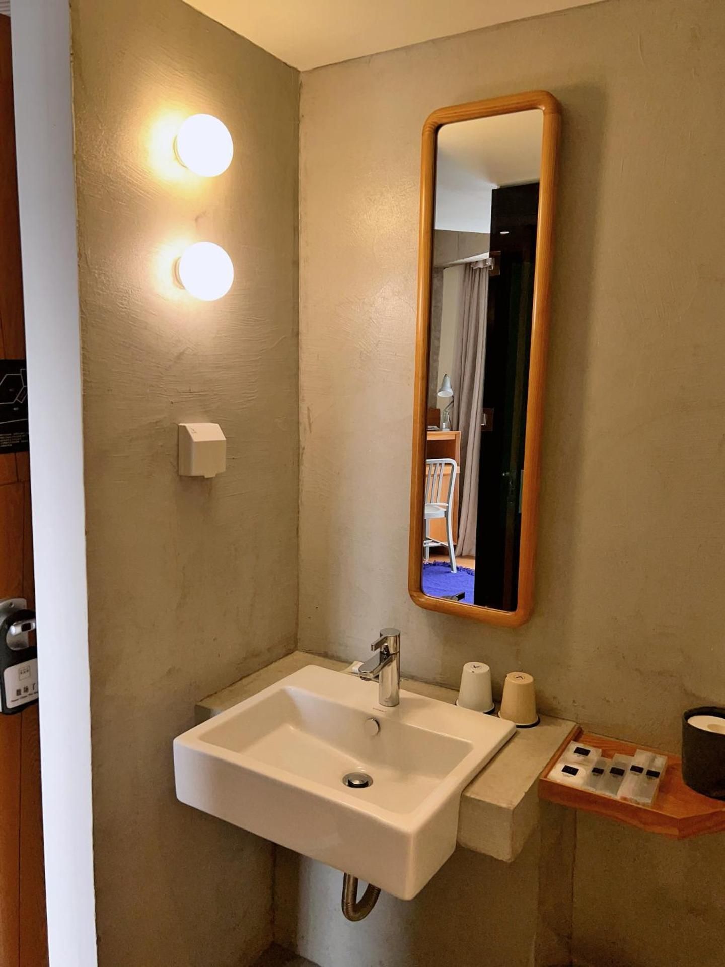 Twin Room with Bathroom