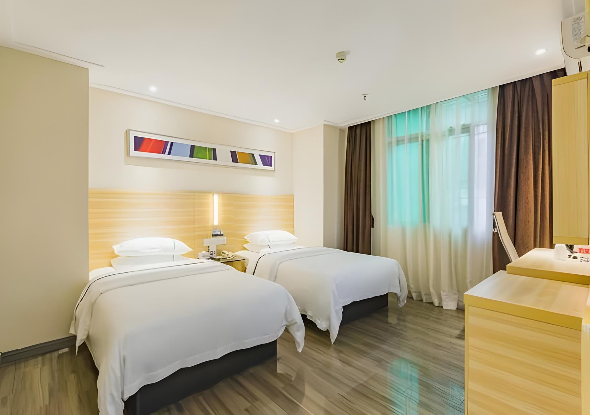 Dossen - Business Twin Room