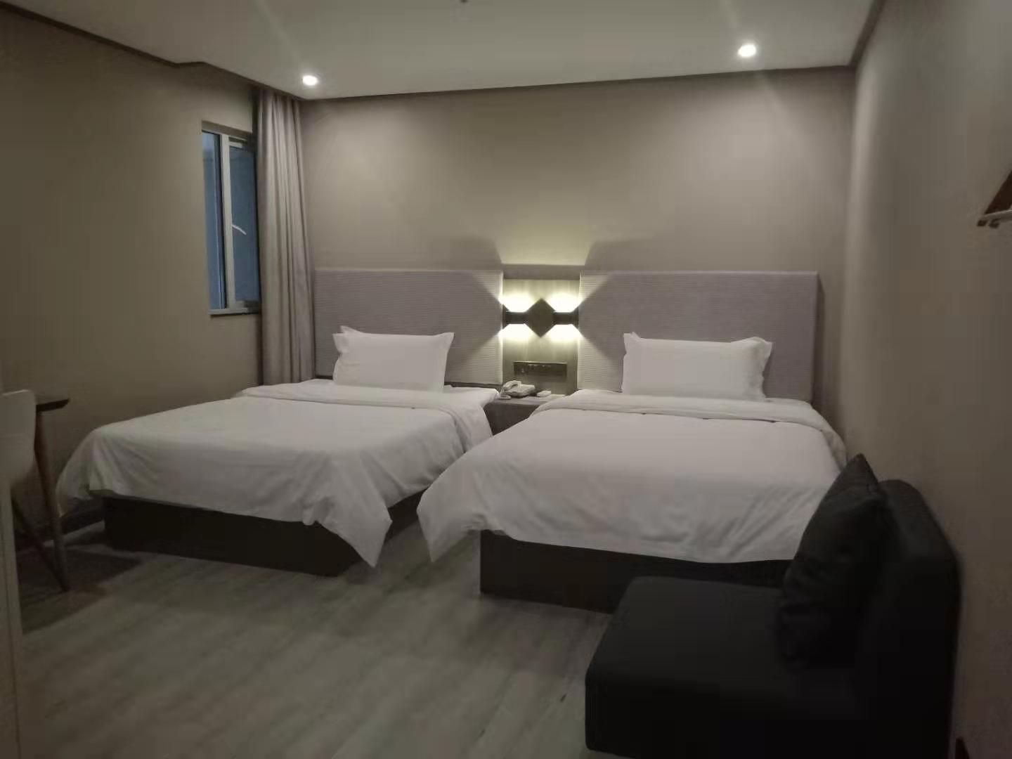 Twin Superior Room