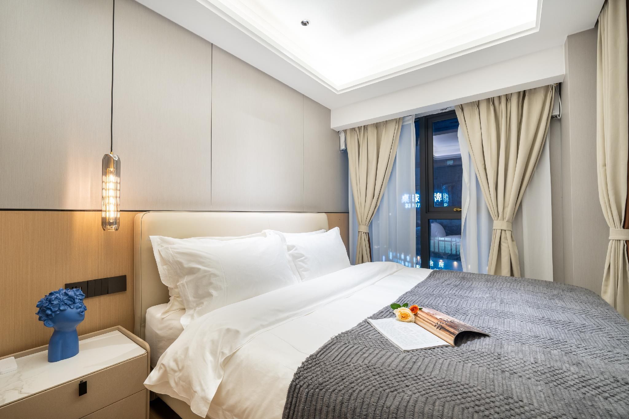 Deluxe 2 Bed Room