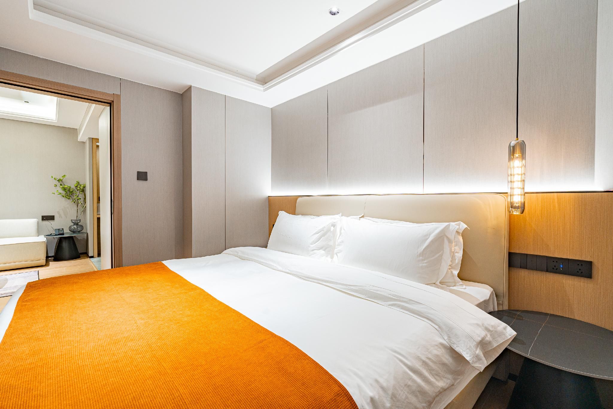 Deluxe 2 Bed Room