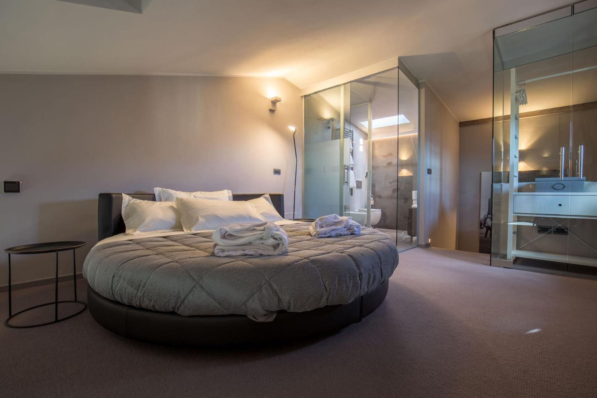 Apartment - Split Level