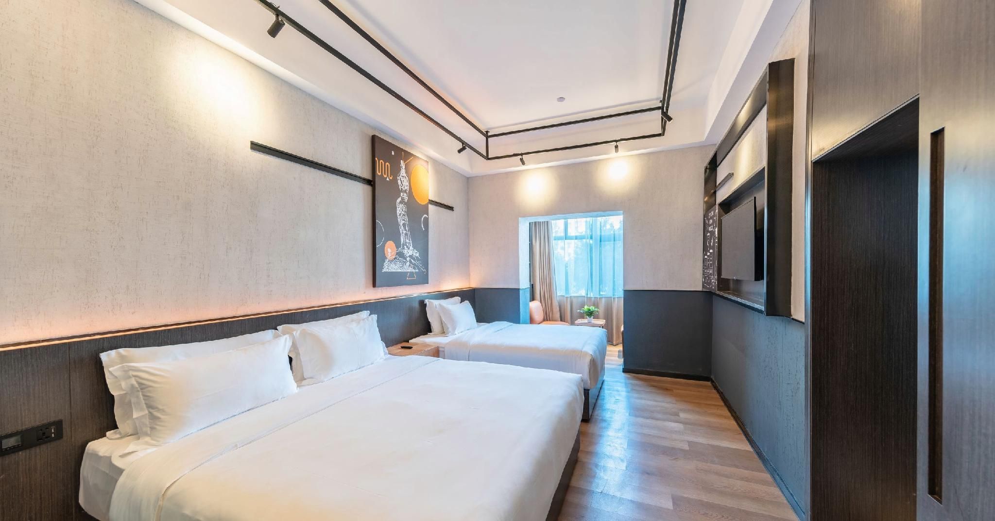 WH - MAX twin With Living Room