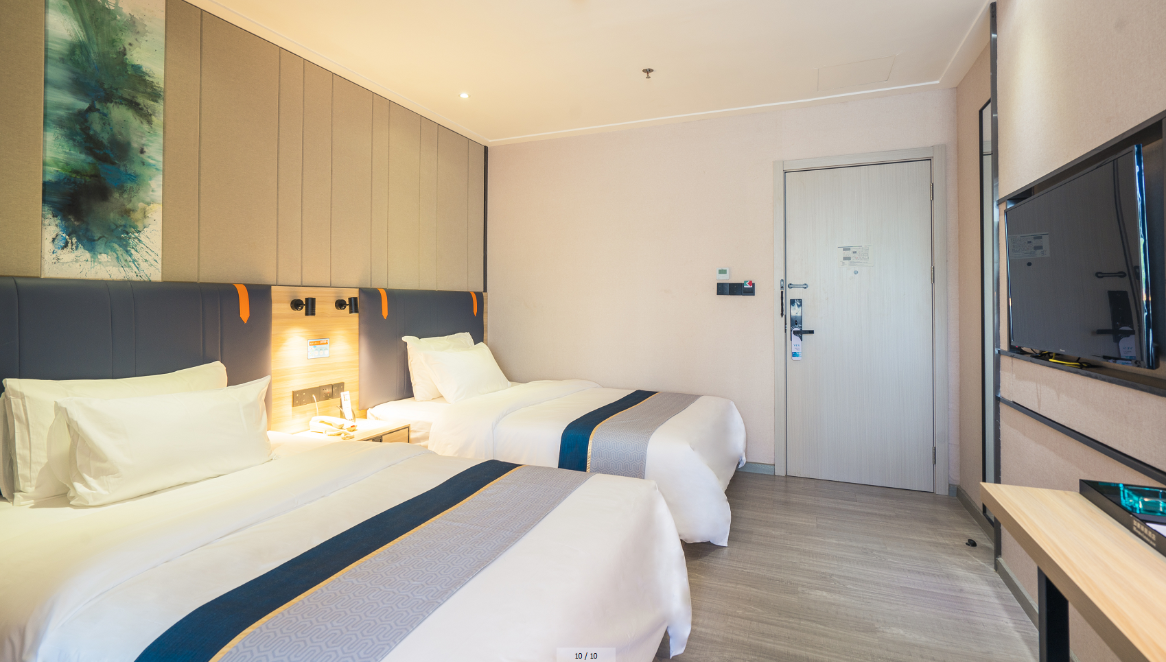 Ease Twin Room