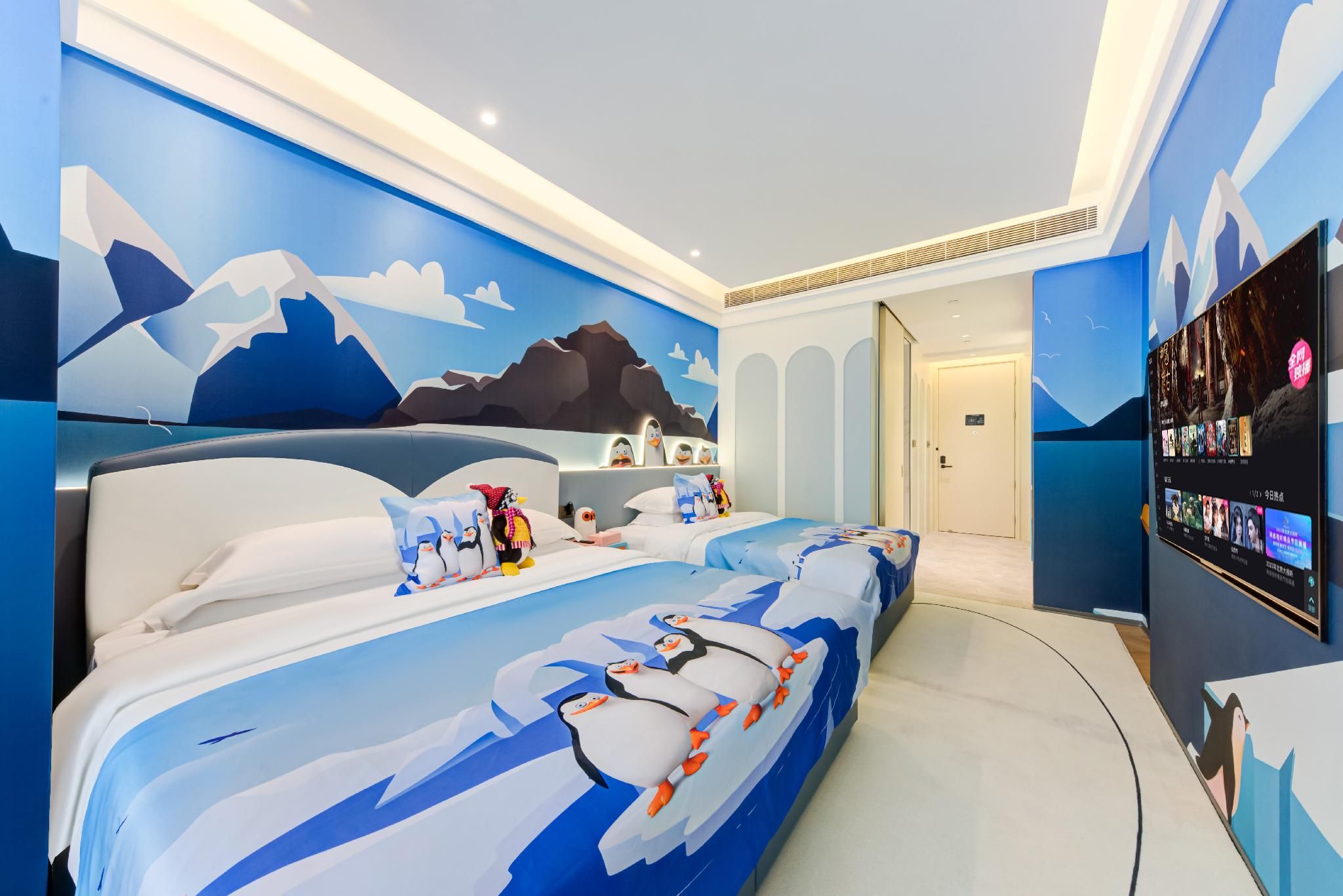 Family Twin Room