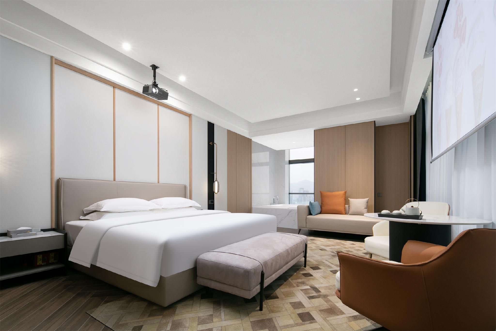 King Room - Couple-Friendly