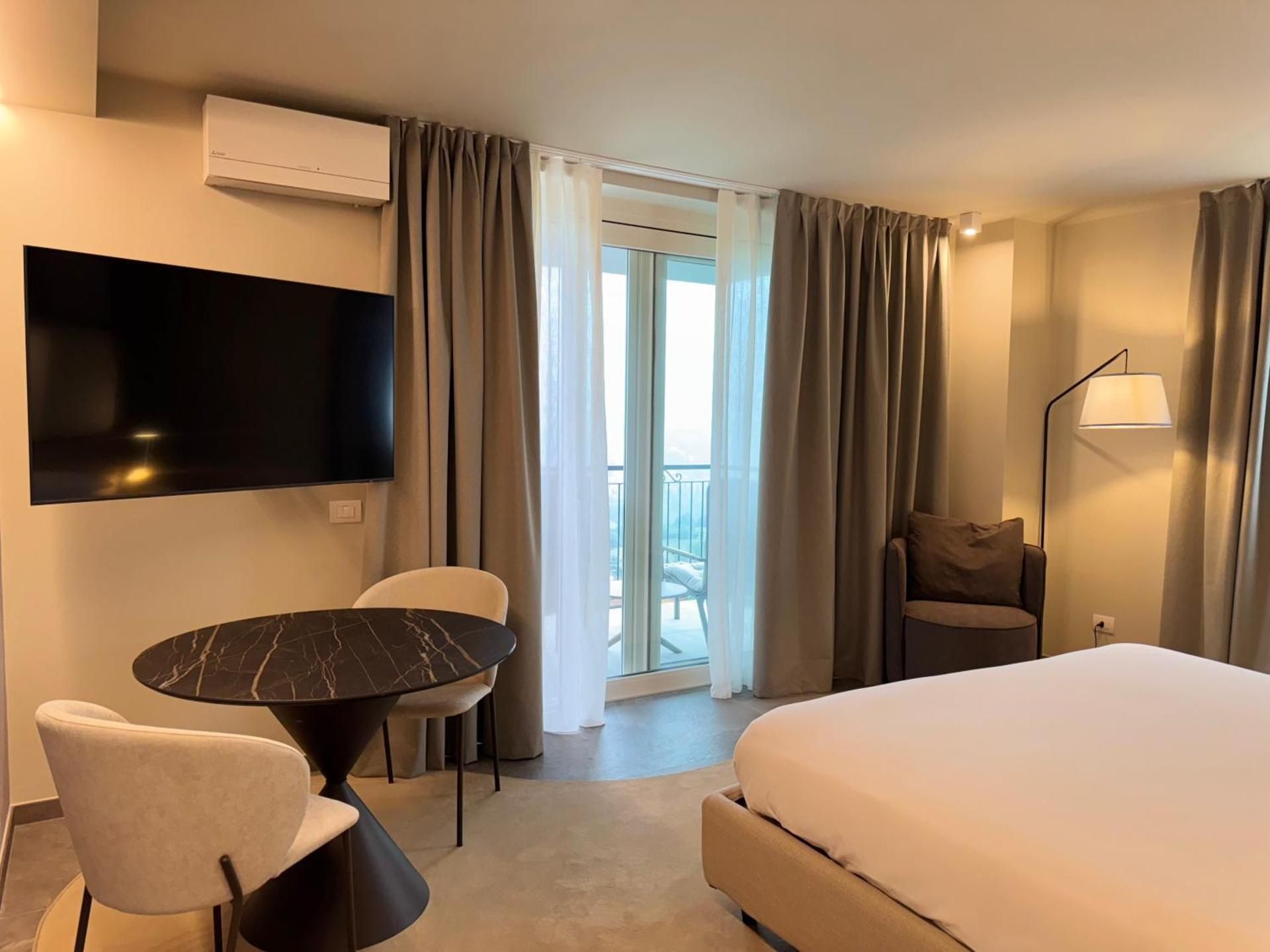 Large Double Room