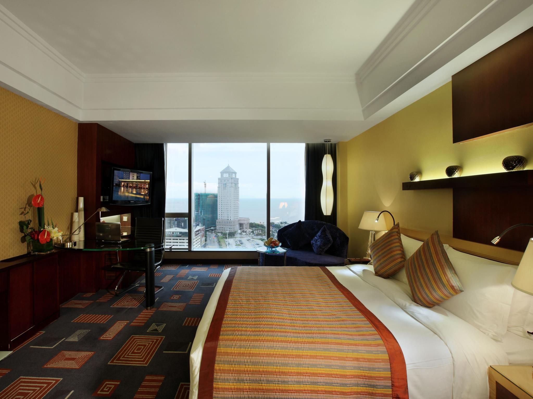 Limited offer - Standard city view room