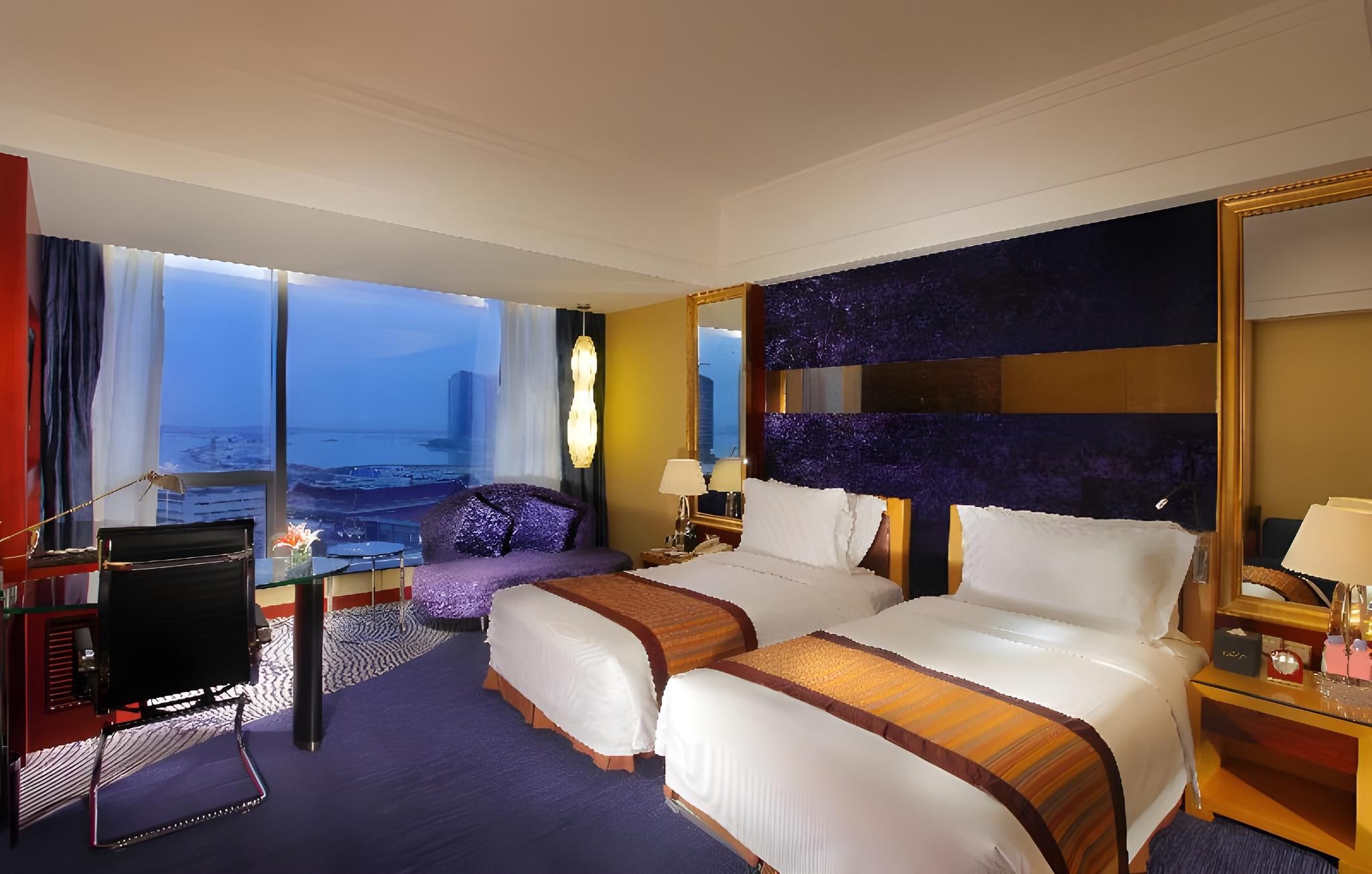 Deluxe Macau Ocean View Room with 2 Single Beds