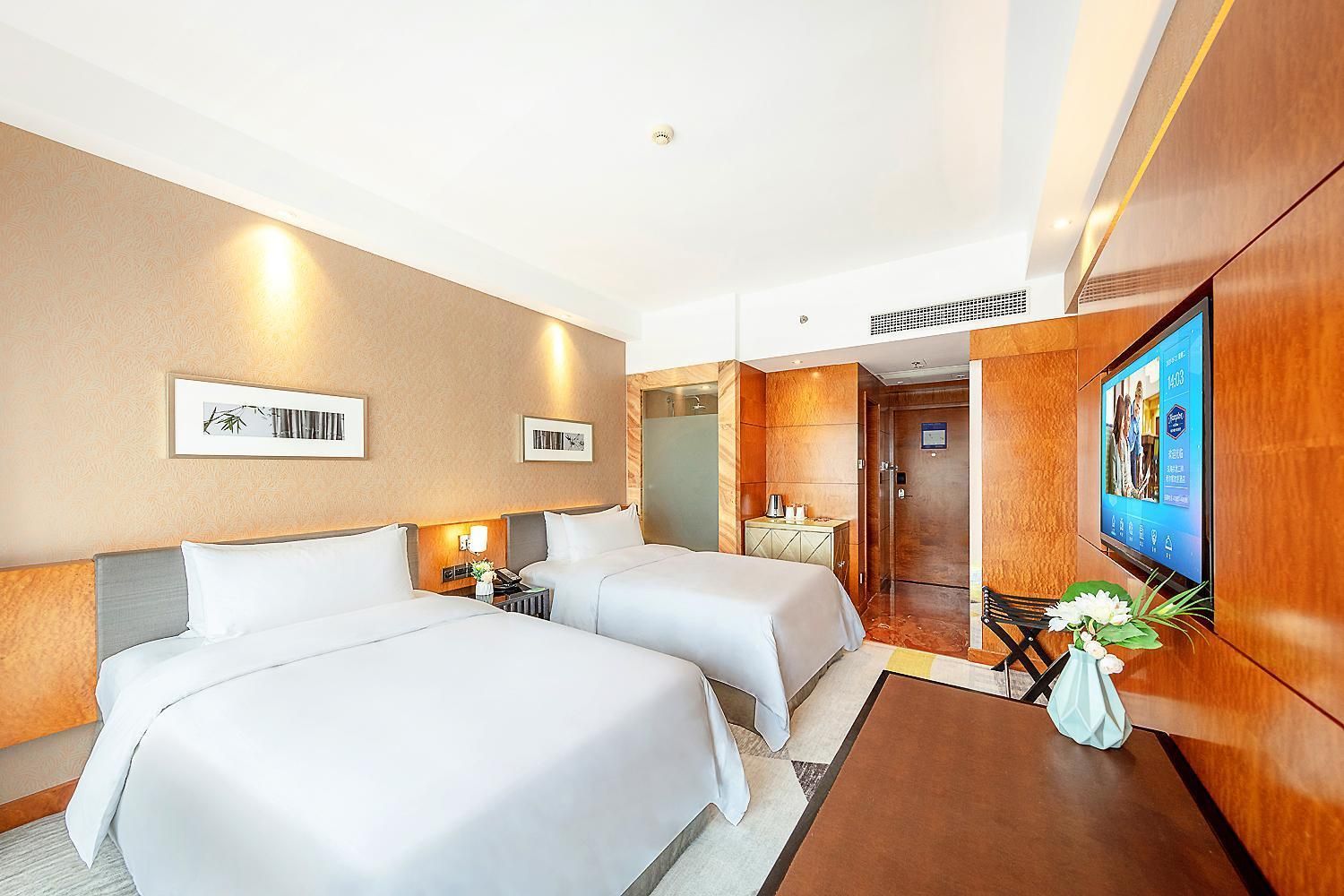 Comfort Twin Room