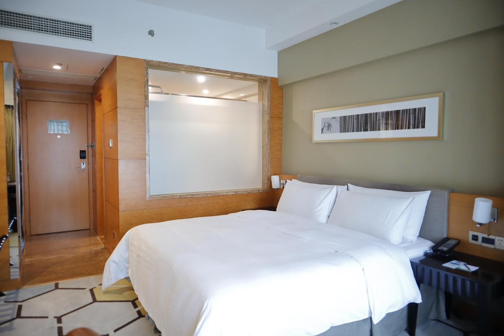 Comfort King Room