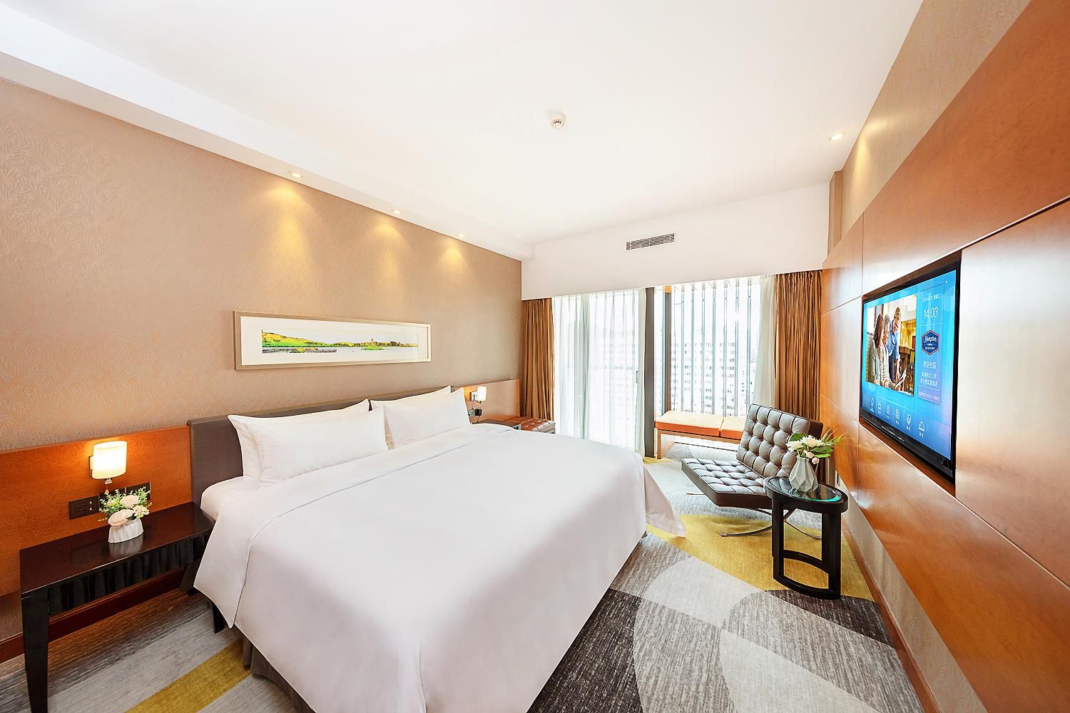 Business Suite Room