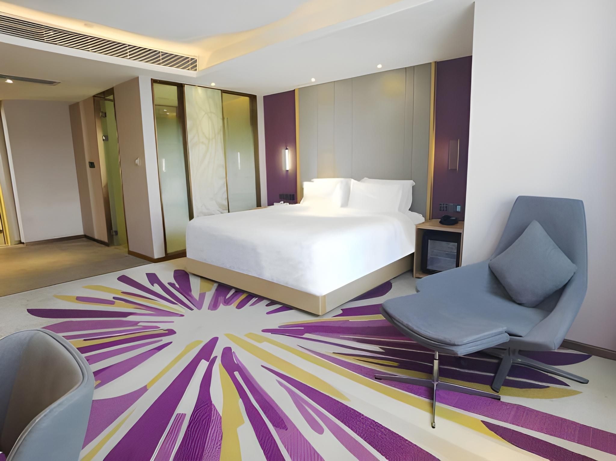 Deluxe King size bed Room