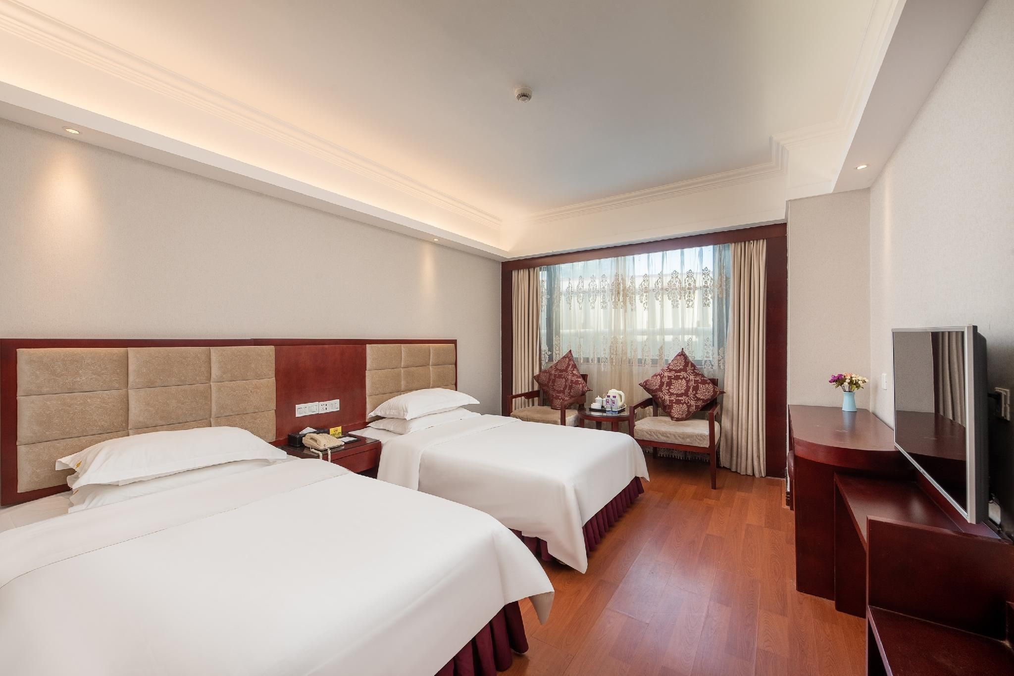 Standard Twin Bed Room