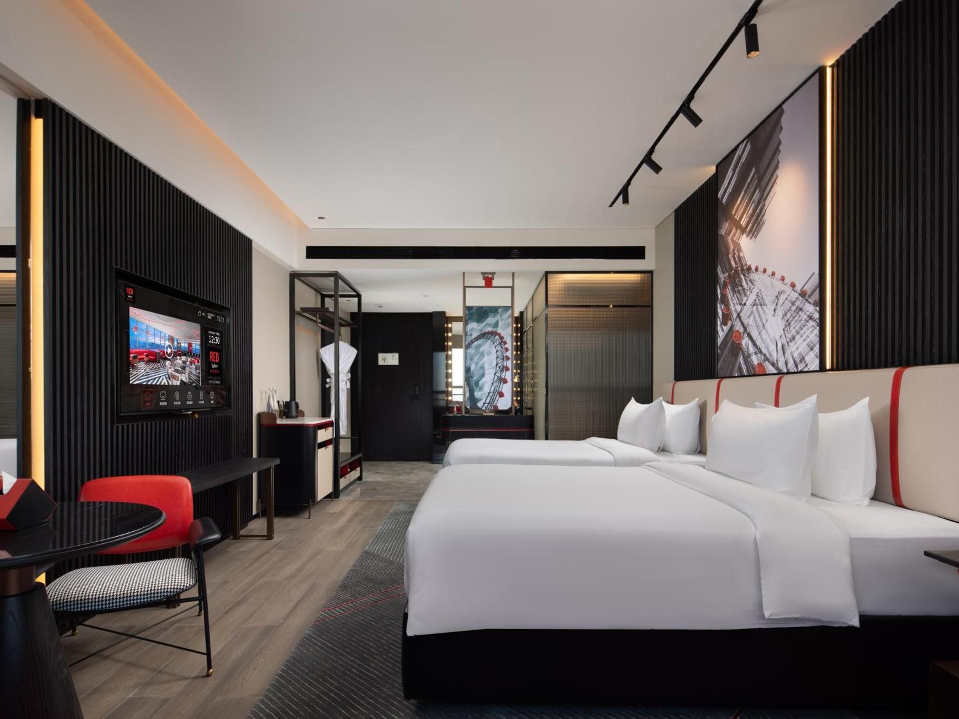 2 Bed Twin Superior Room