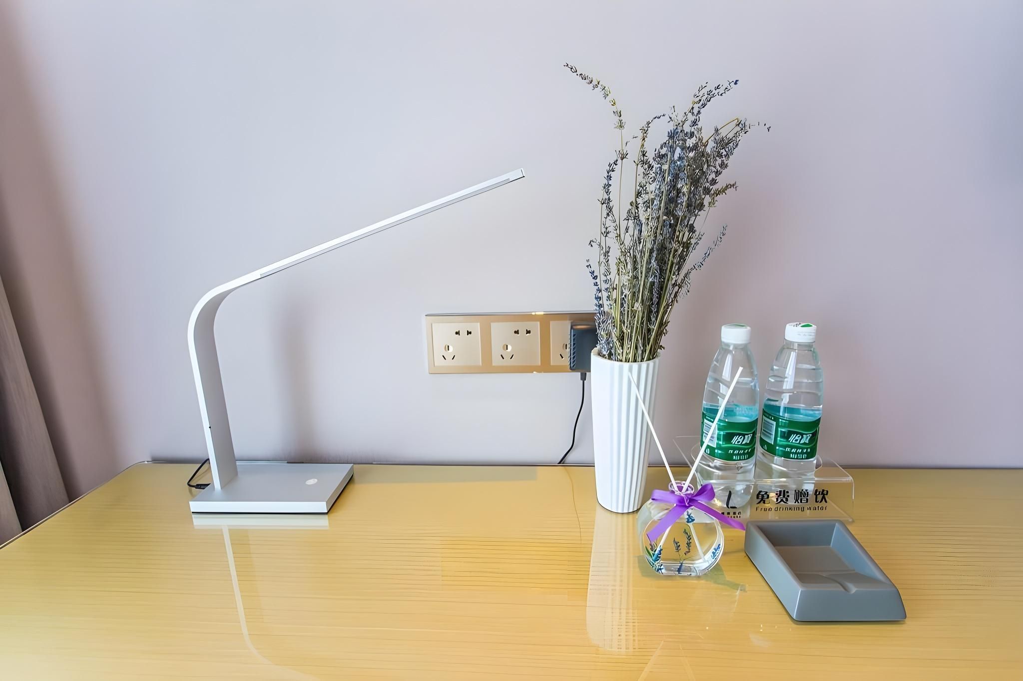 Lavande Hotel Zhuhai Wanzai Port Hengqin International Exhibition Center Lavende - Ya Zhi Bed Room 3