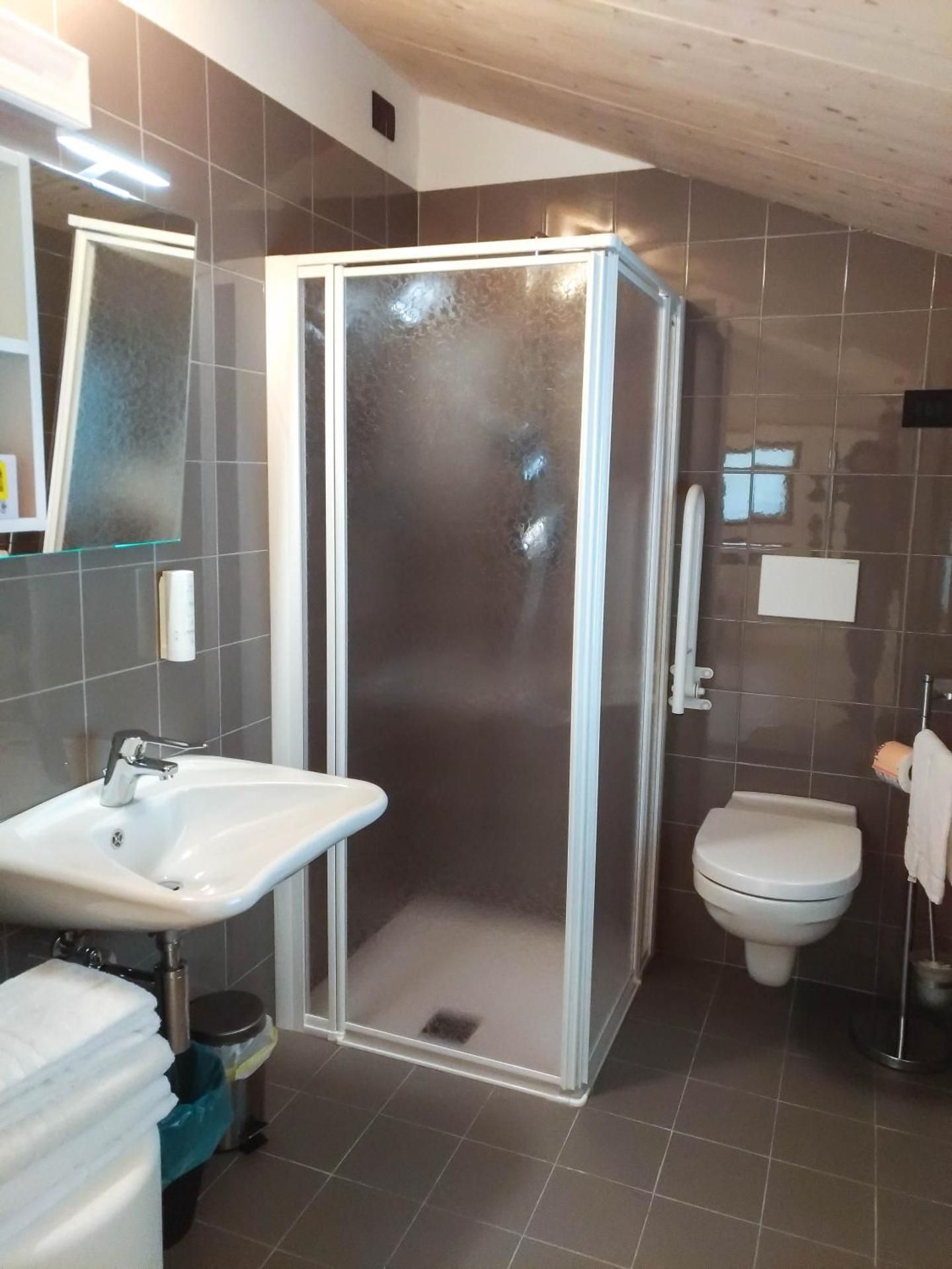 Double or Twin Room - Disability Access