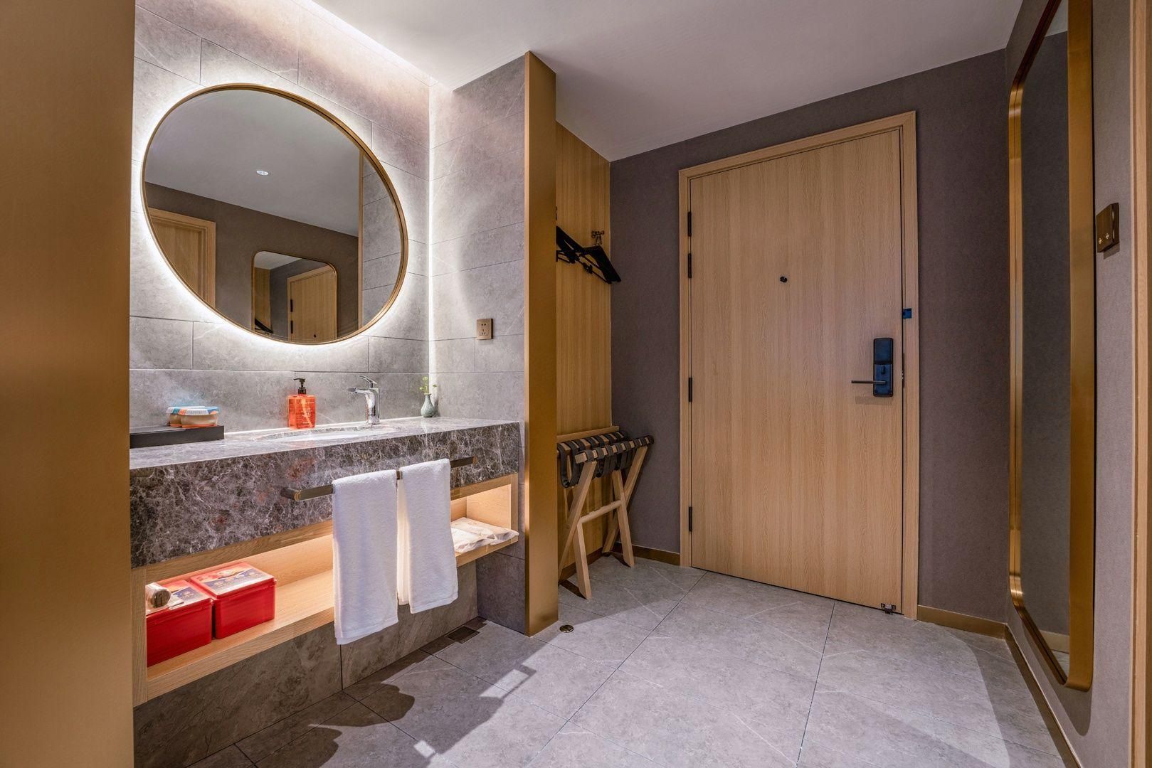 Twin Room with City View