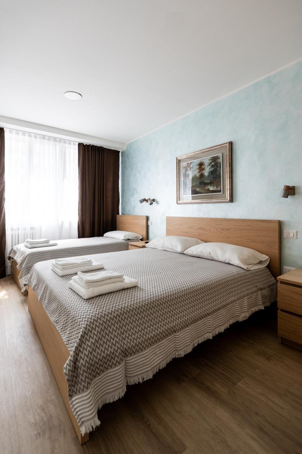 Quadruple Room with Private Bathroom