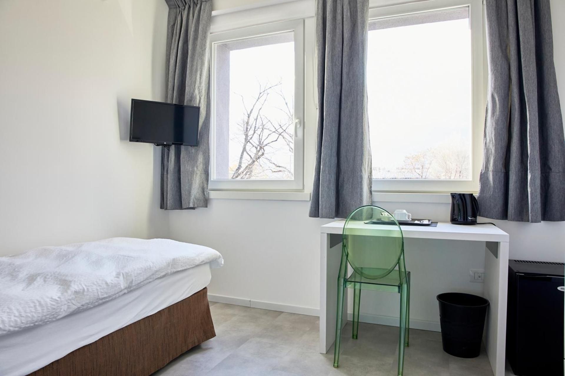 Single Room with Shower