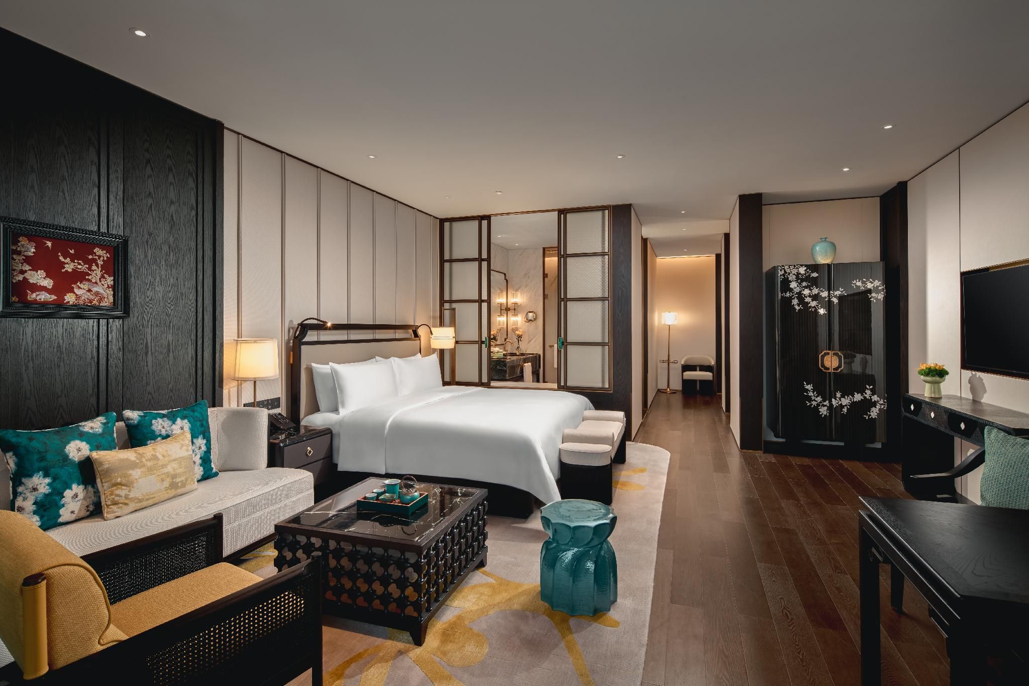 Mountain Luxury Room 1 King Non Smoking