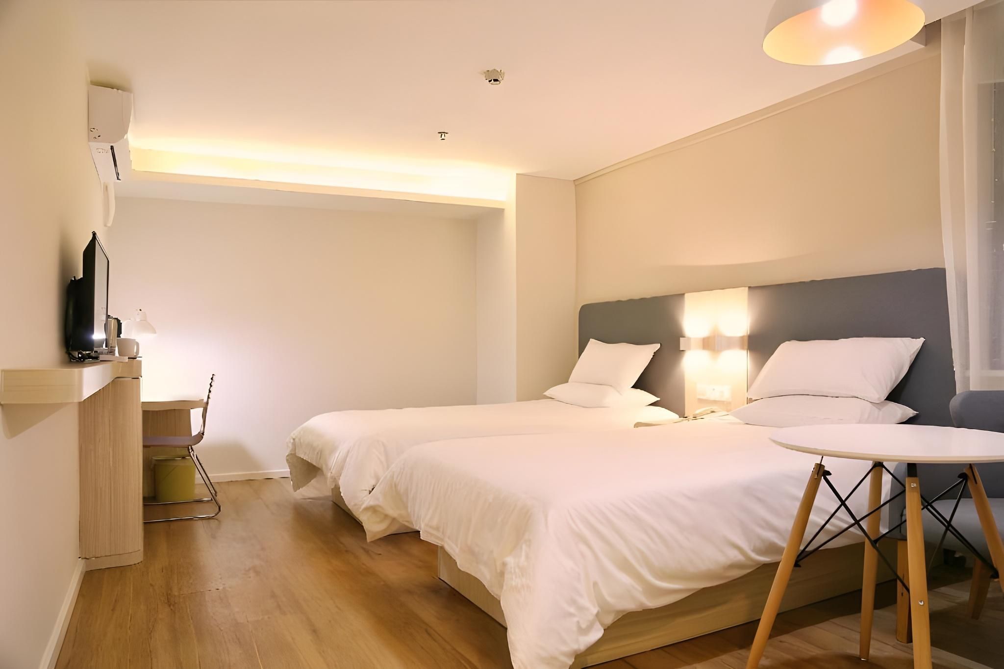 Guest Twin Room