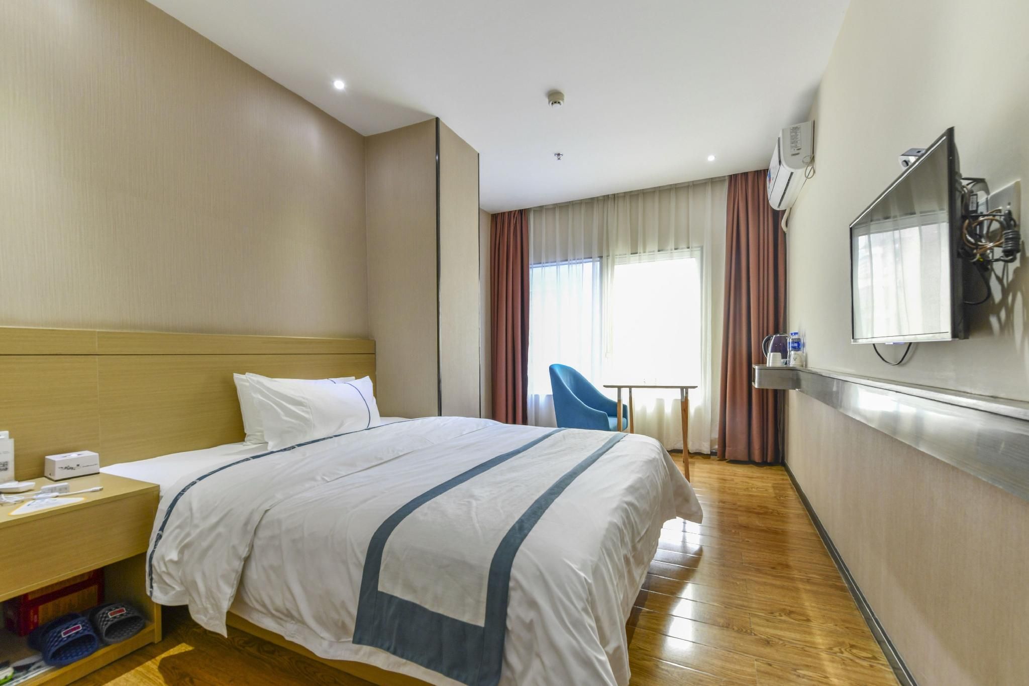Select Twin Room