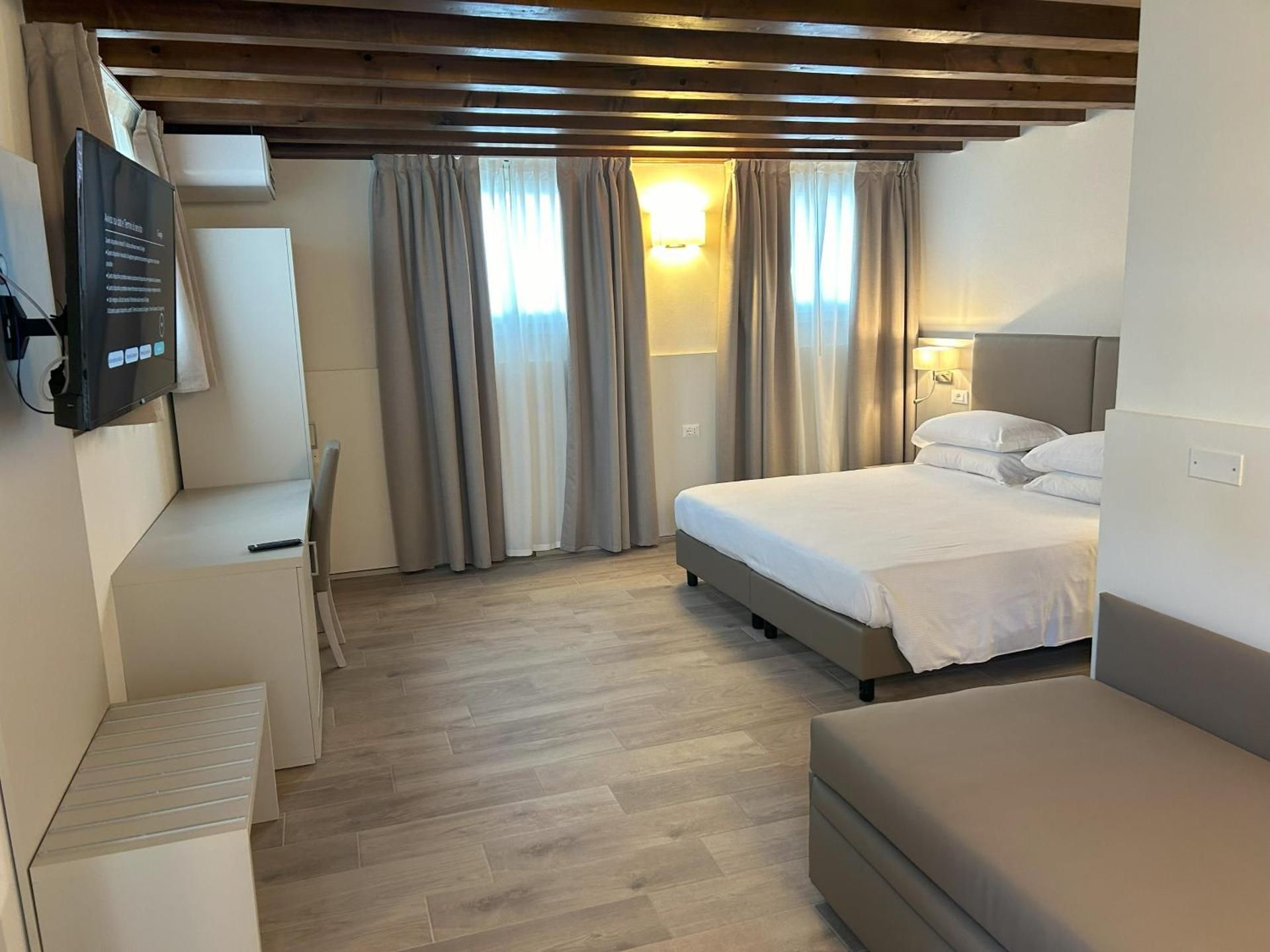 La casetta Large Double or Twin Room 2