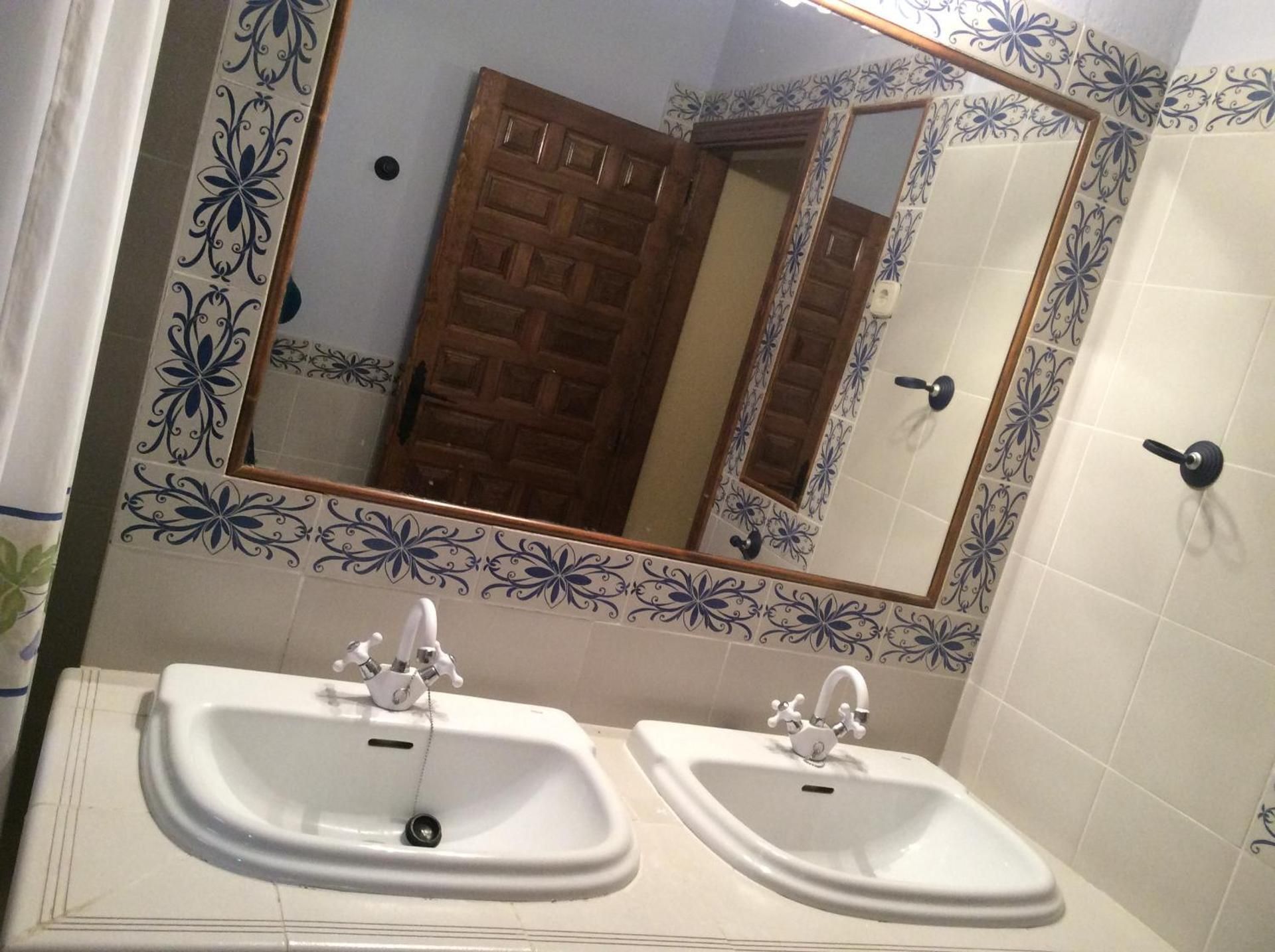 Deluxe Double or Twin Room with Garden View