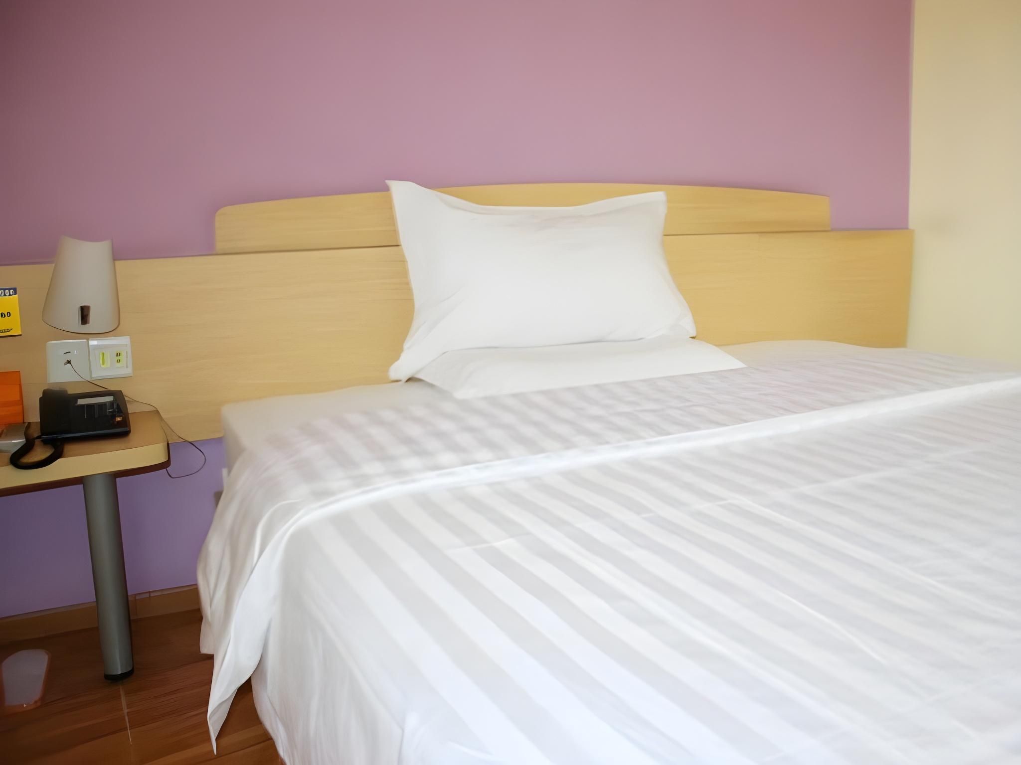 IU Compact U - Comfort Bed Room