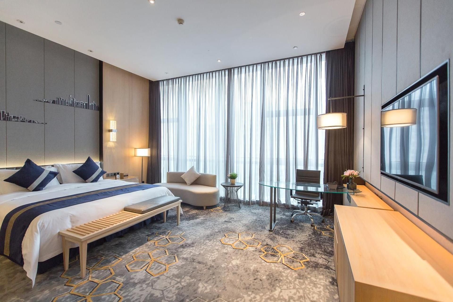 Executive King Room